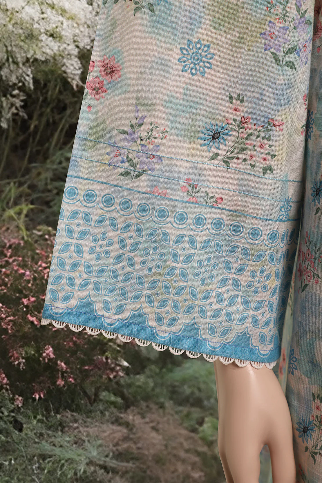 Unstitched Printed  Khaddar Shirt - Image 5