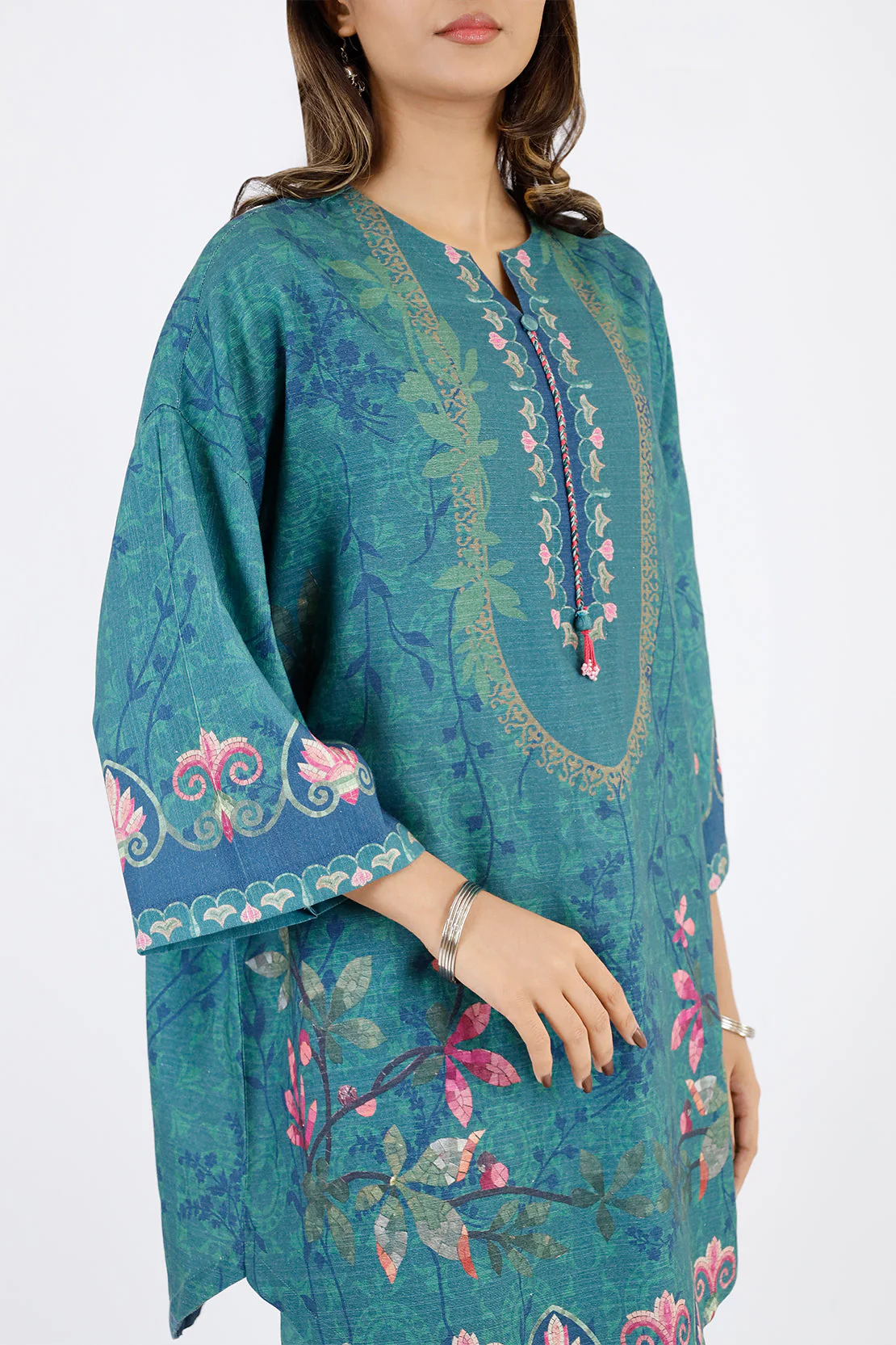 Unstitched Printed Khaddar Viscose 2 Piece (Shirt/Trouser) - Image 4
