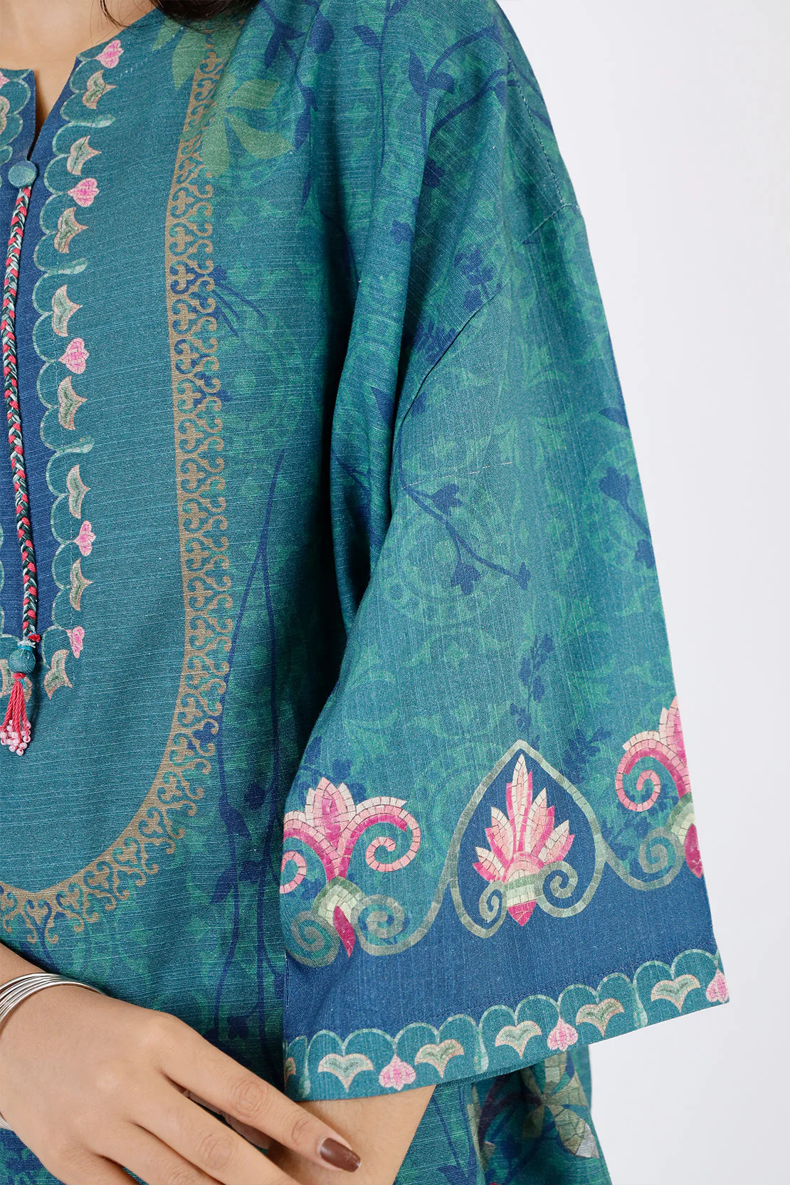 Unstitched Printed Khaddar Viscose 2 Piece (Shirt/Trouser) - Image 6