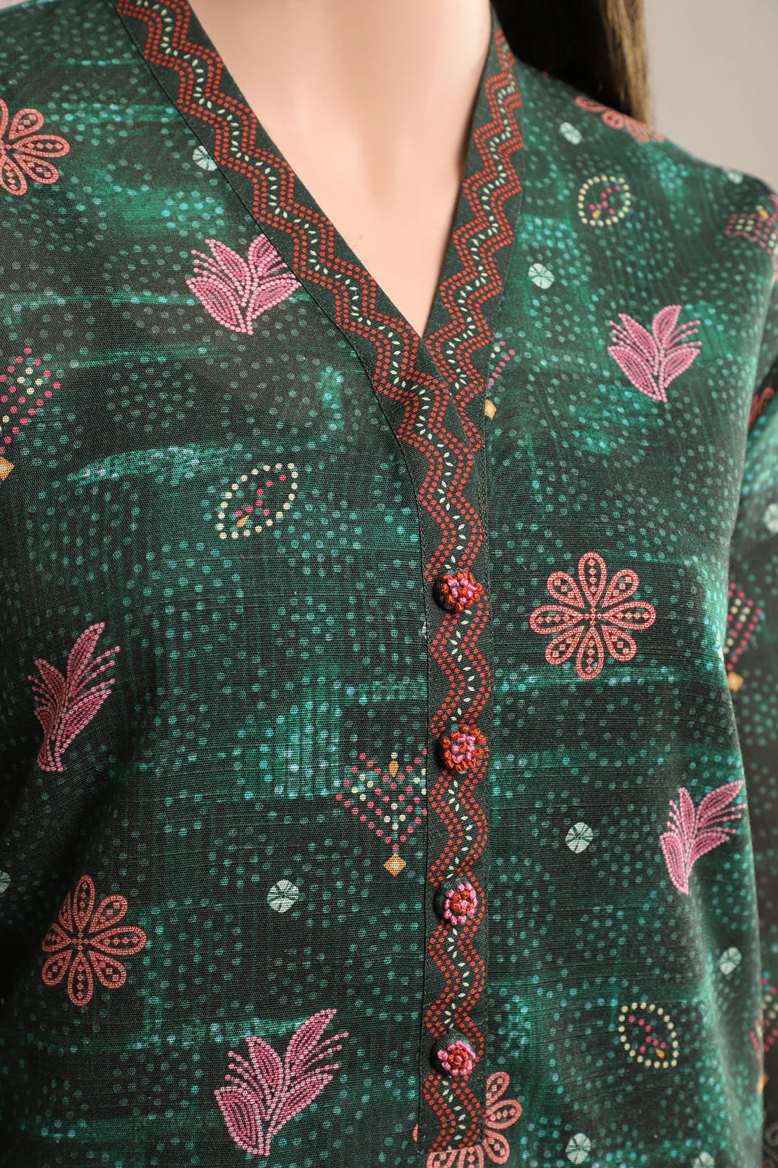 Unstitched Printed Khaddar Viscose 2 Piece (Shirt/Trouser) - Image 3