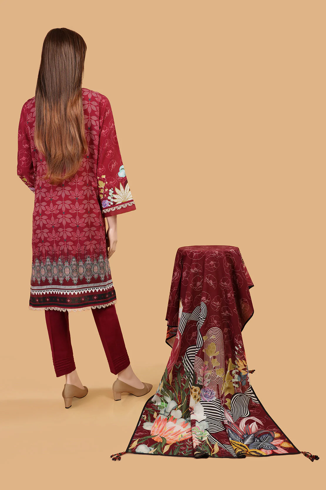 Unstitched Printed Lawn 2 Piece (Shirt/Dupatta) - Image 2
