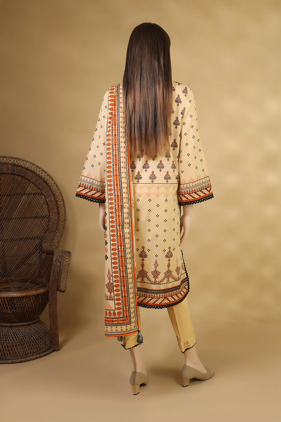 Unstitched Printed Lawn 2 Piece (Shirt/Dupatta) - Image 2