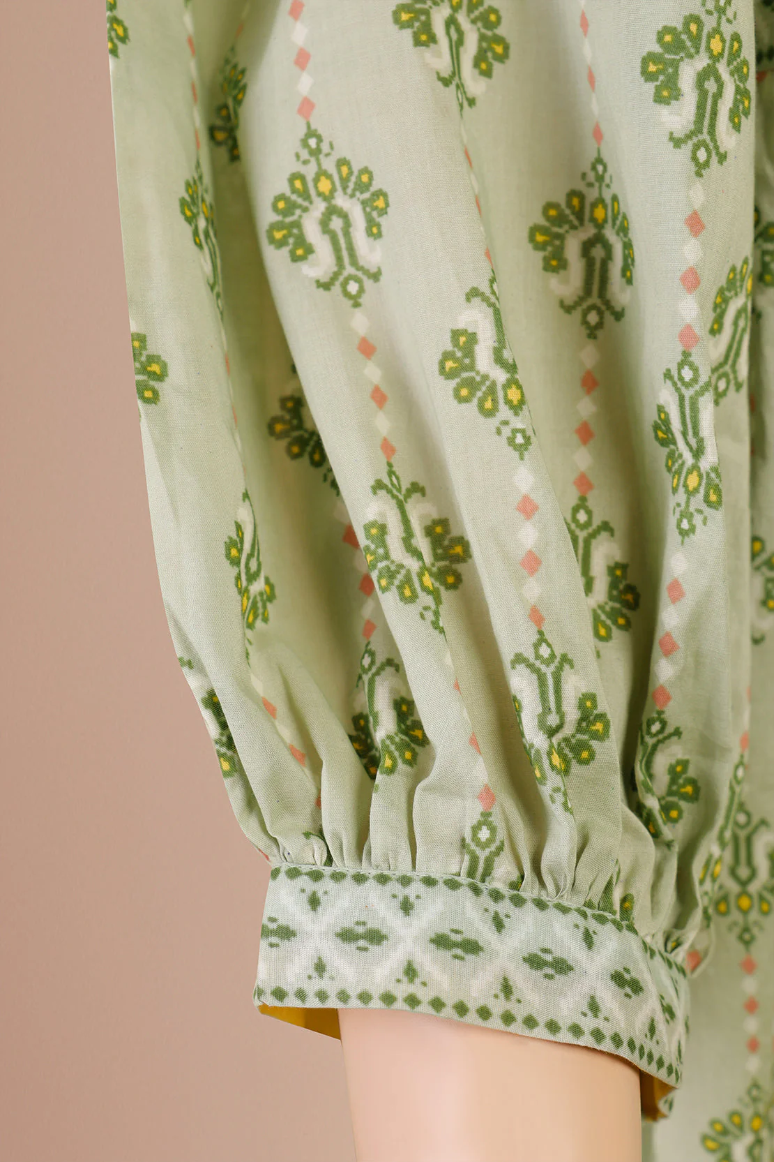 Unstitched Printed Lawn 2 Piece (Shirt/Dupatta) - Image 3