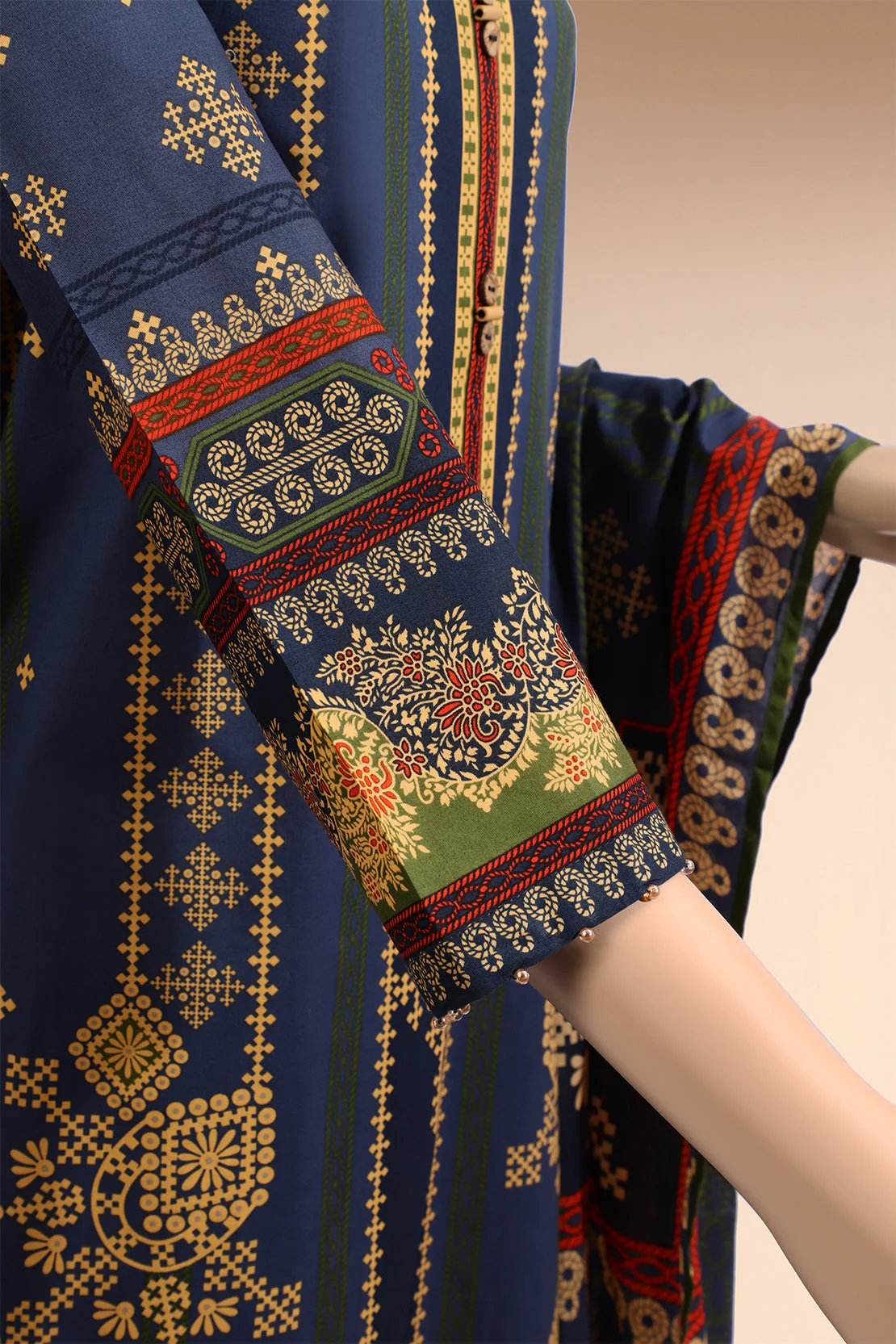 Unstitched Printed Lawn 2 Piece (Shirt/Dupatta) - Image 3
