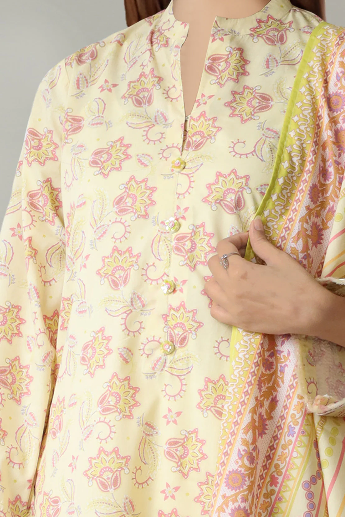 Unstitched Printed Lawn 2 Piece (Shirt/Dupatta)