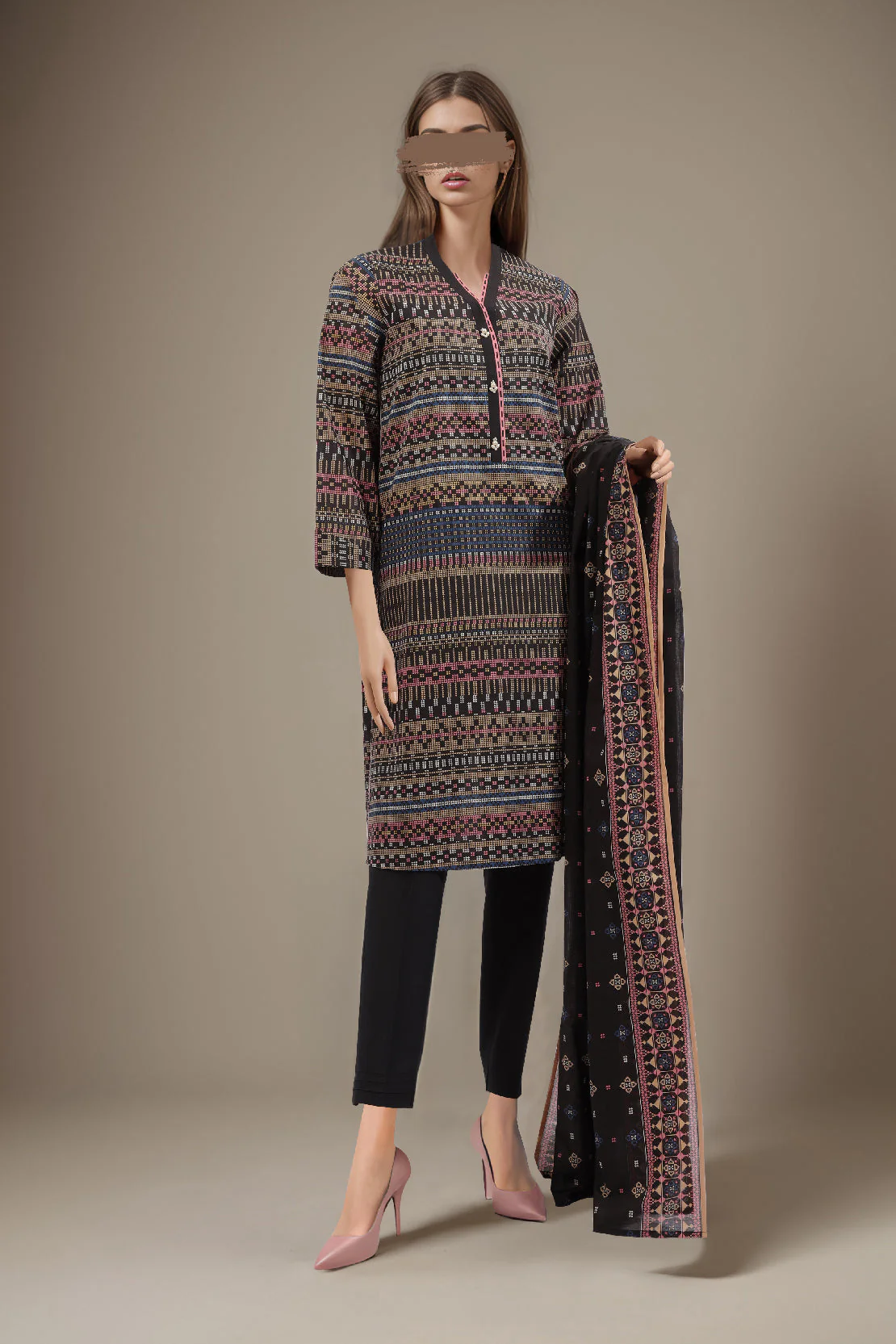 Unstitched Printed Lawn 2 Piece (Shirt/Dupatta)