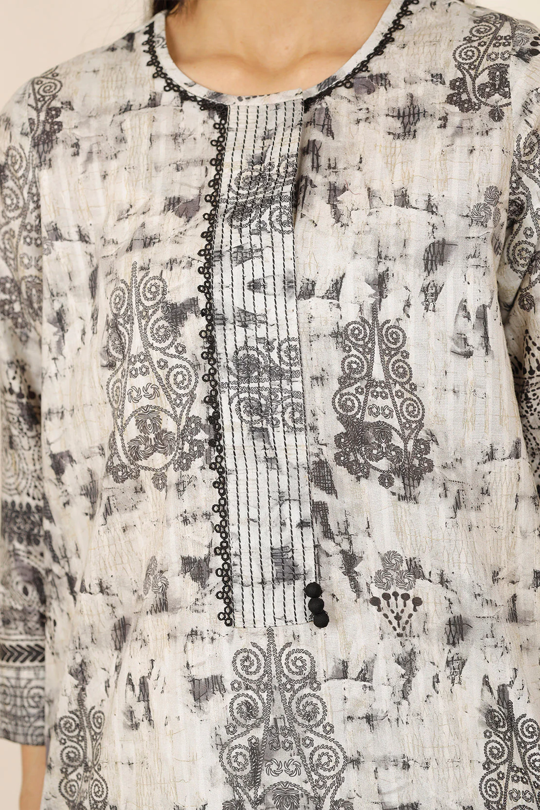 Unstitched Printed Lawn 2 Piece (Shirt/Dupatta) - Image 6