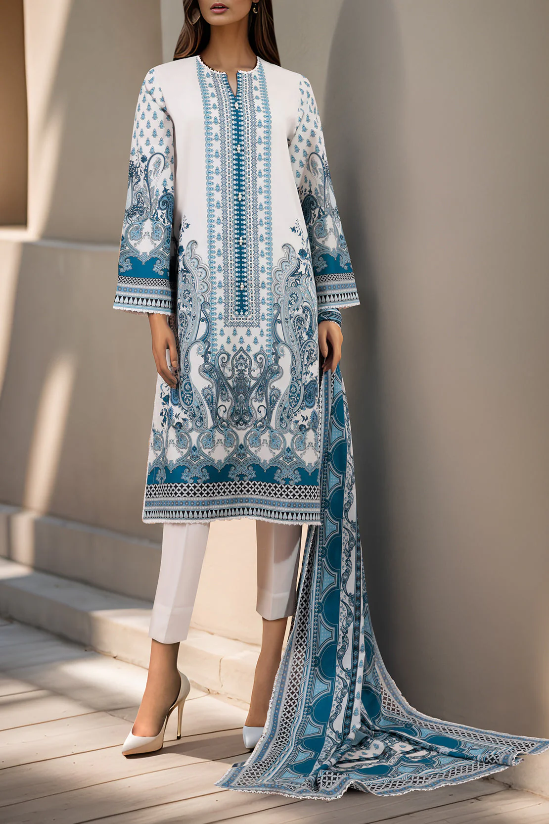 Unstitched Printed Lawn 2 Piece (Shirt/Dupatta) - Image 2