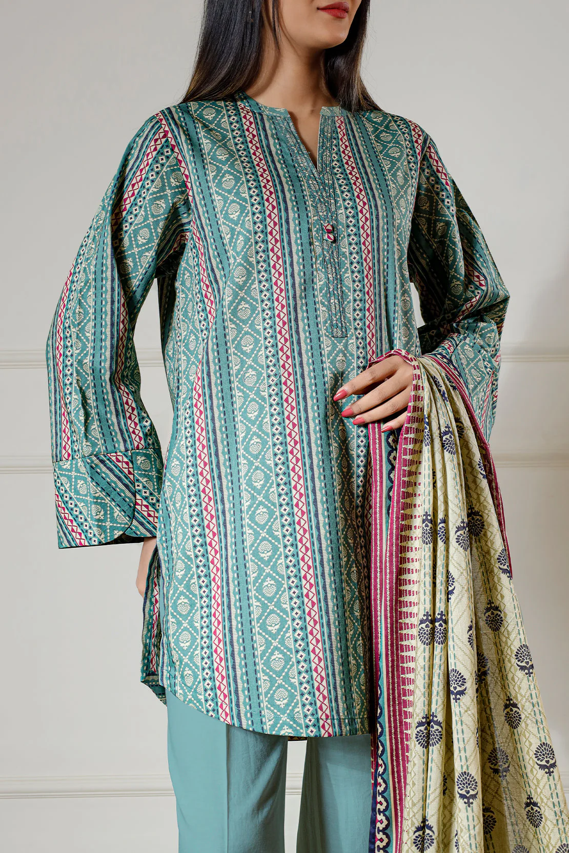 Unstitched Printed Lawn 2 Piece (Shirt/Dupatta) - Image 5