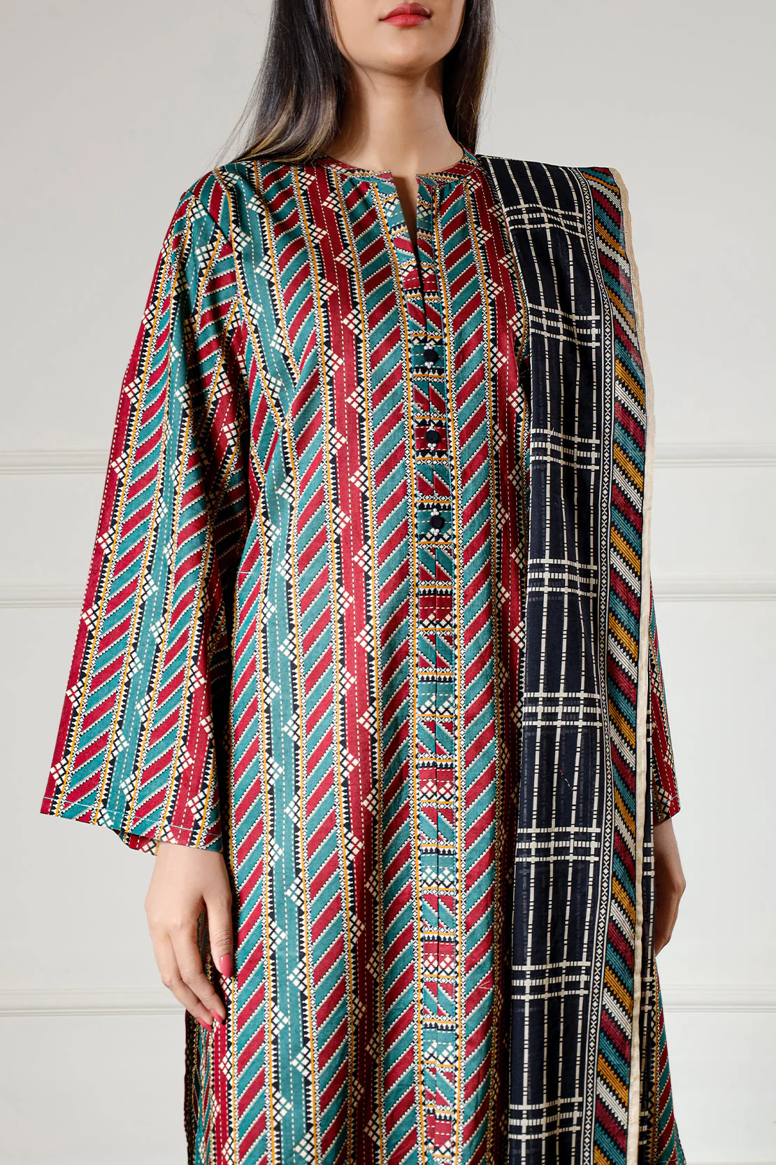 Unstitched Printed Lawn 2 Piece (Shirt/Dupatta) - Image 4