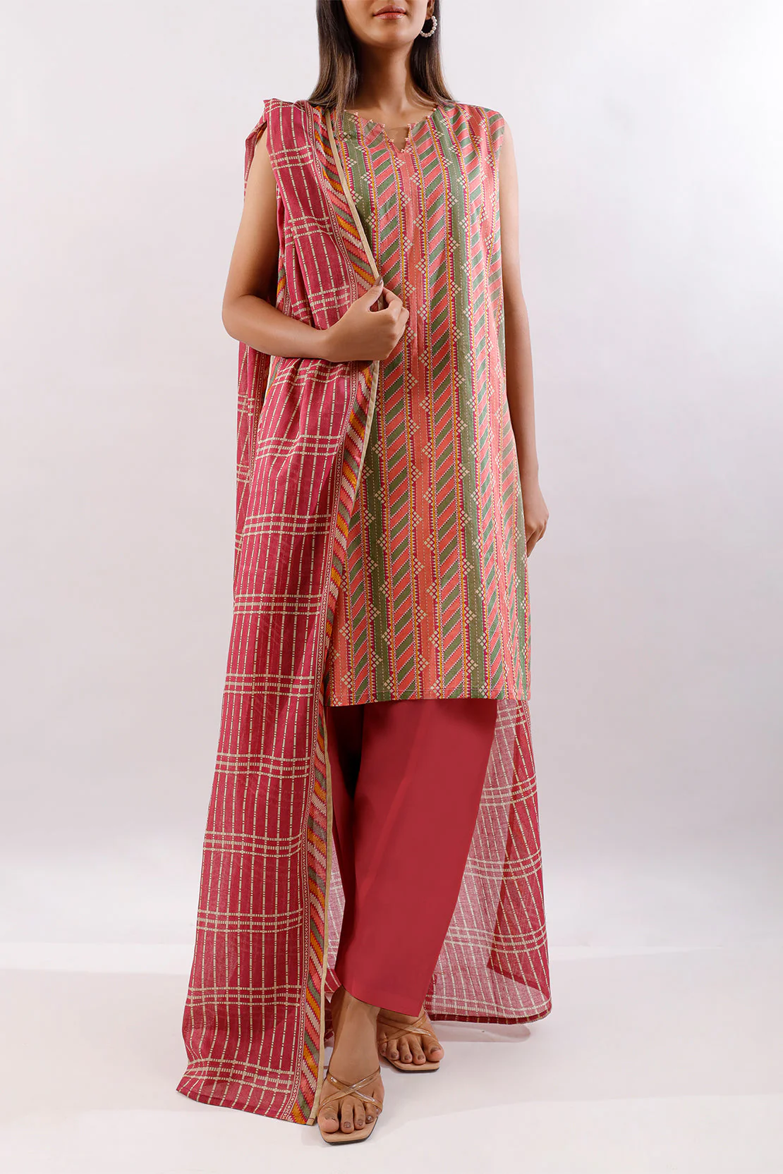 Unstitched Printed Lawn 2 Piece (Shirt/Dupatta)