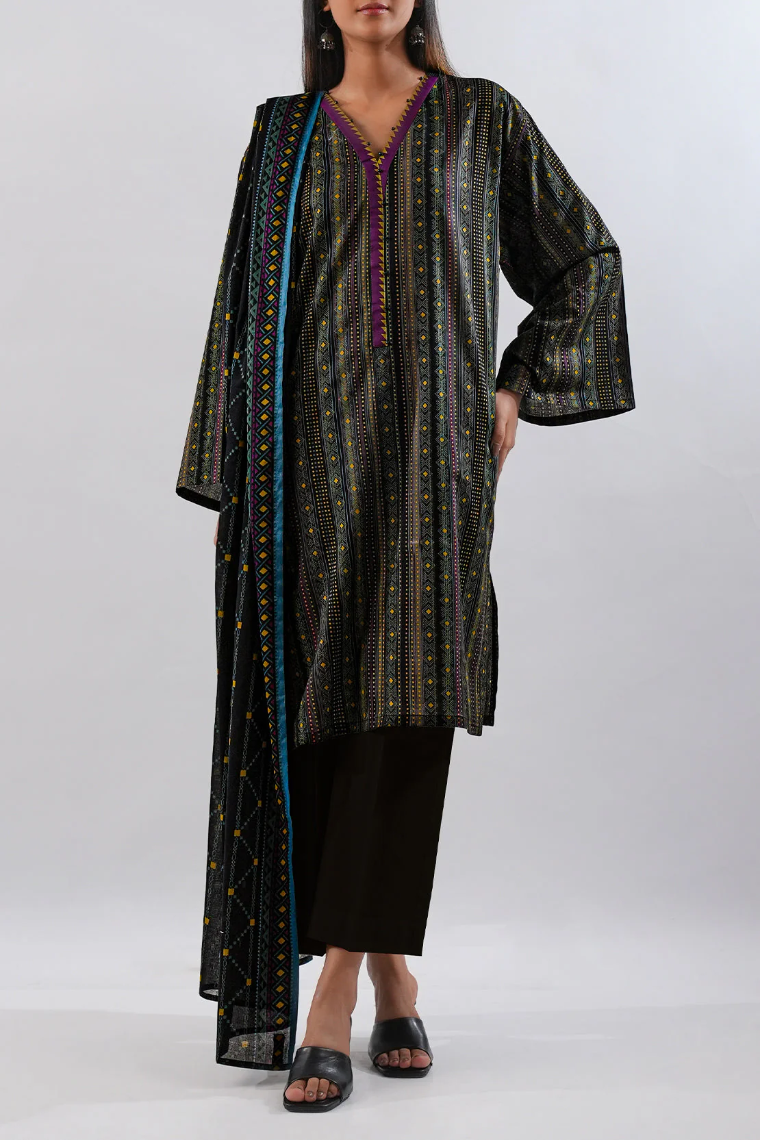 Unstitched Printed Lawn 2 Piece (Shirt/Dupatta) - Image 2