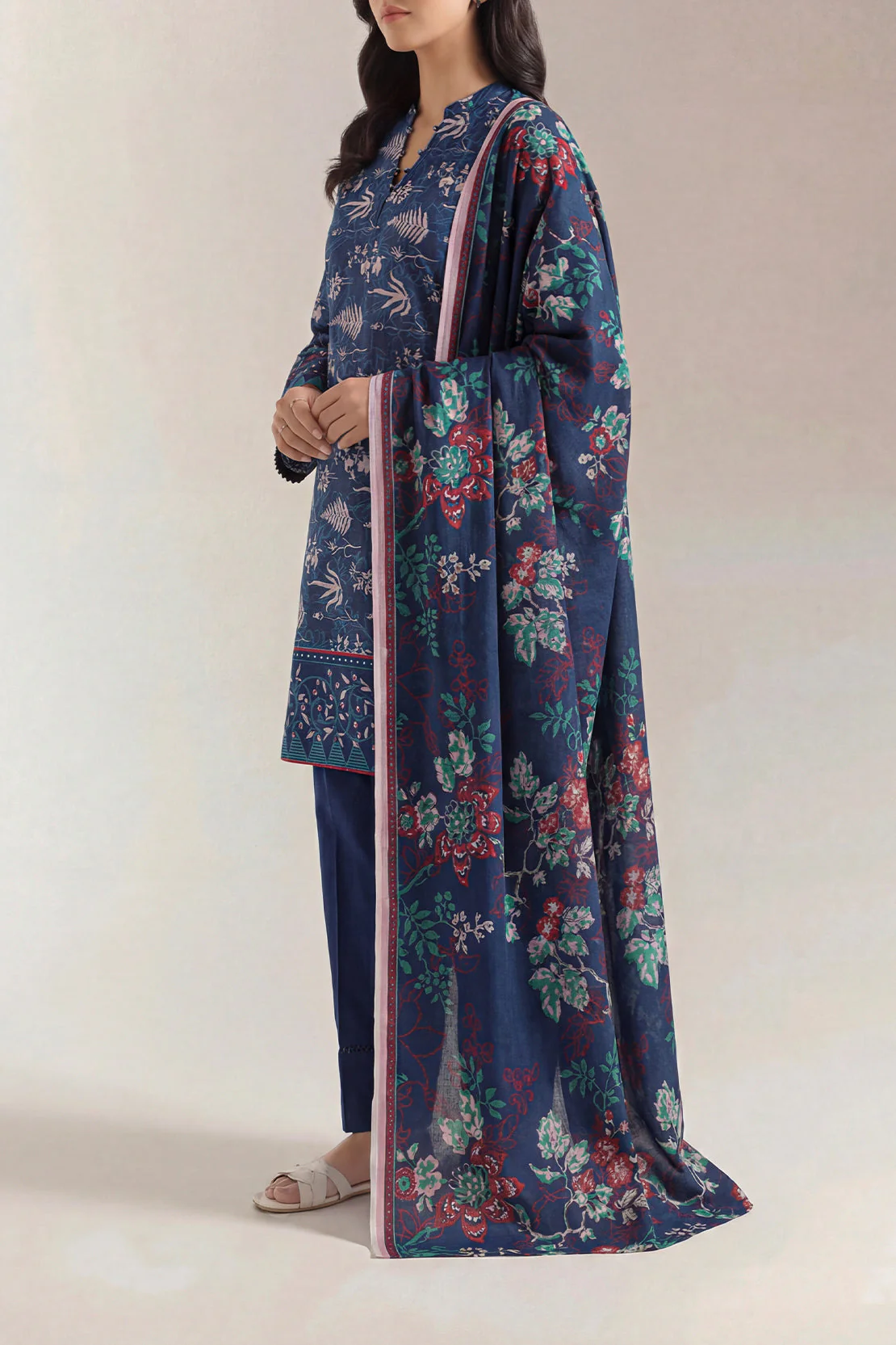 Unstitched Printed Lawn 2 Piece (Shirt/Dupatta) - Image 2