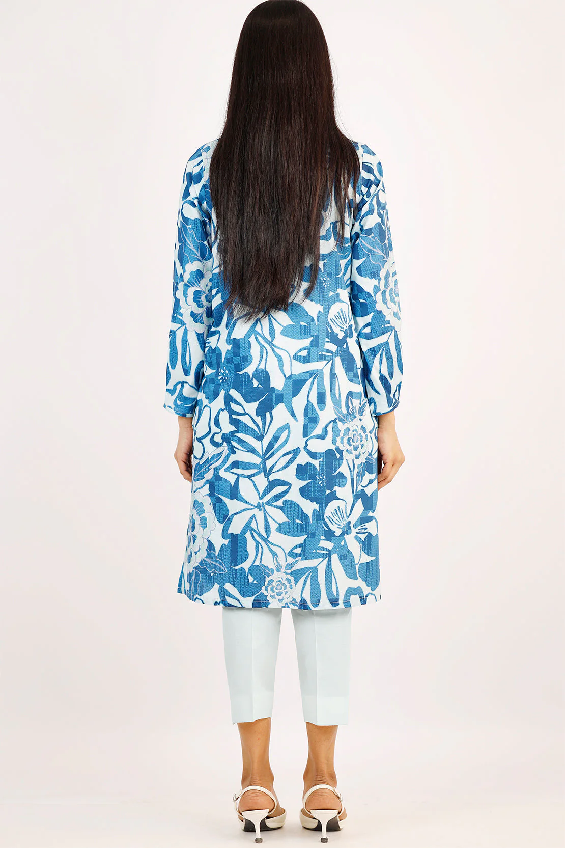 Unstitched Printed Lawn 2 Piece (Shirt/Dupatta) - Image 3