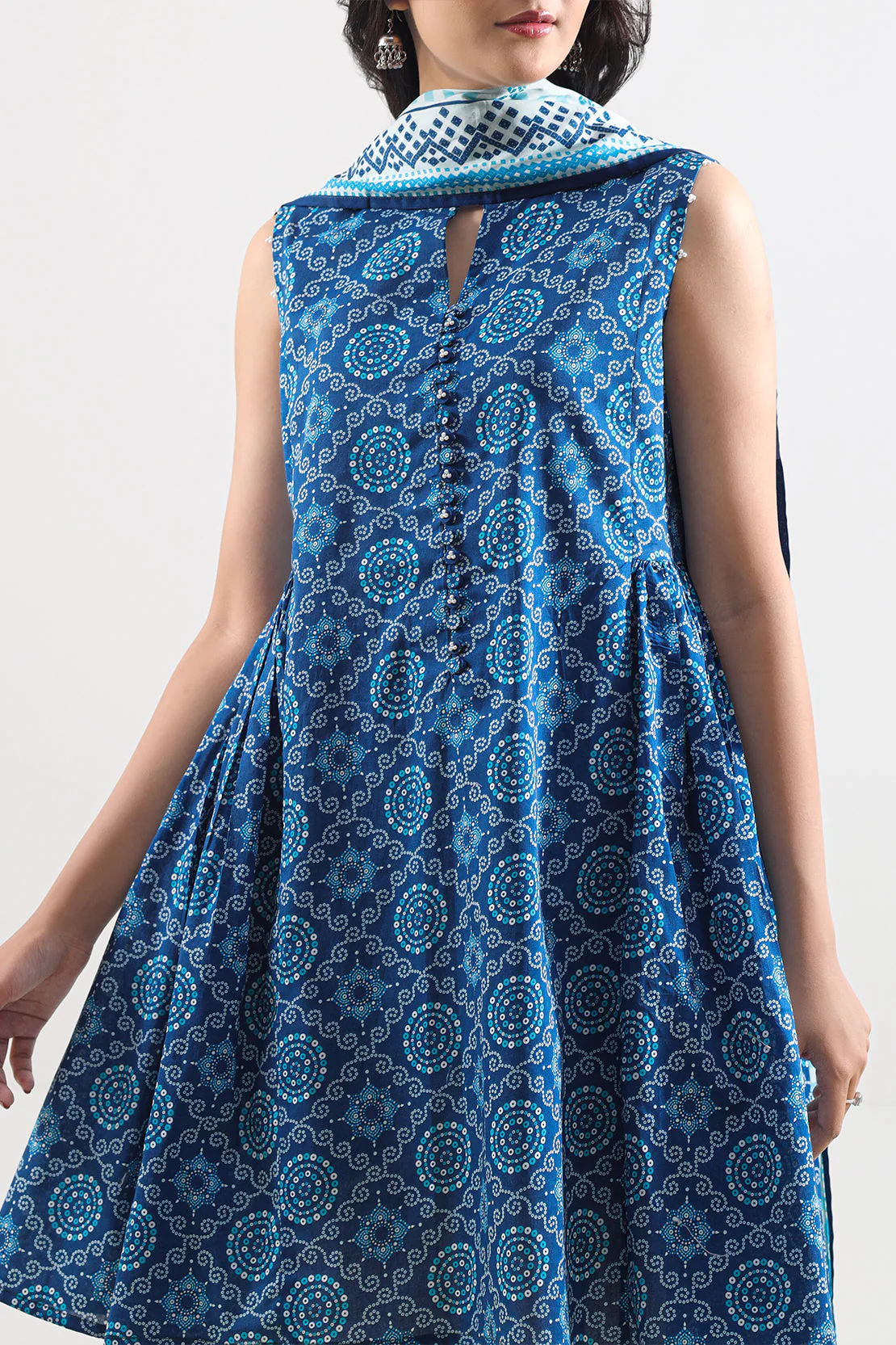 Unstitched Printed Lawn 2 Piece (Shirt/Dupatta) - Image 3