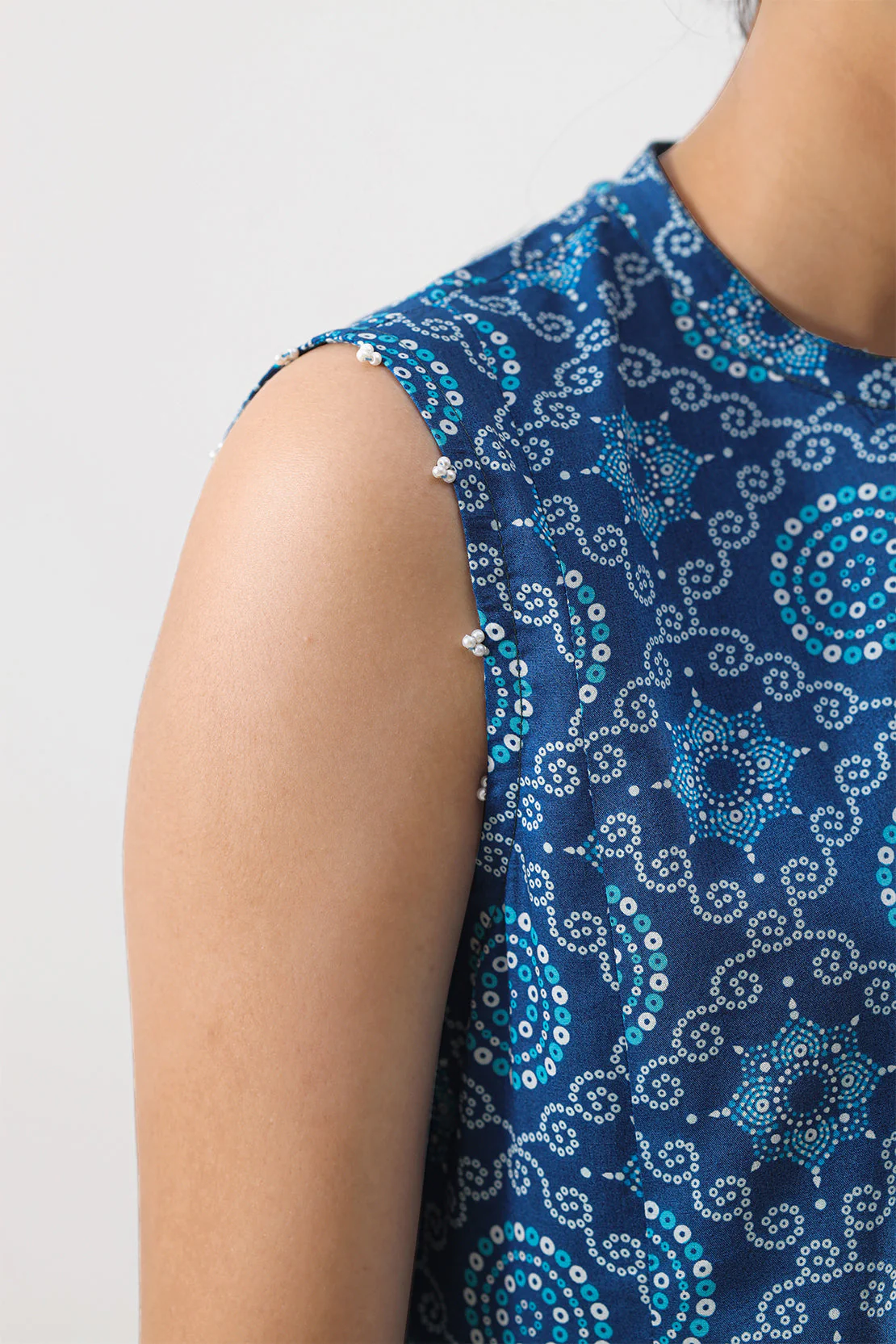 Unstitched Printed Lawn 2 Piece (Shirt/Dupatta) - Image 6