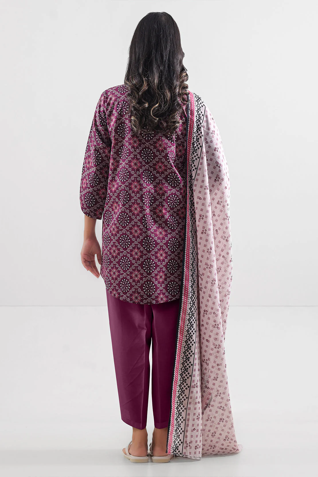 Unstitched Printed Lawn 2 Piece (Shirt/Dupatta) - Image 6