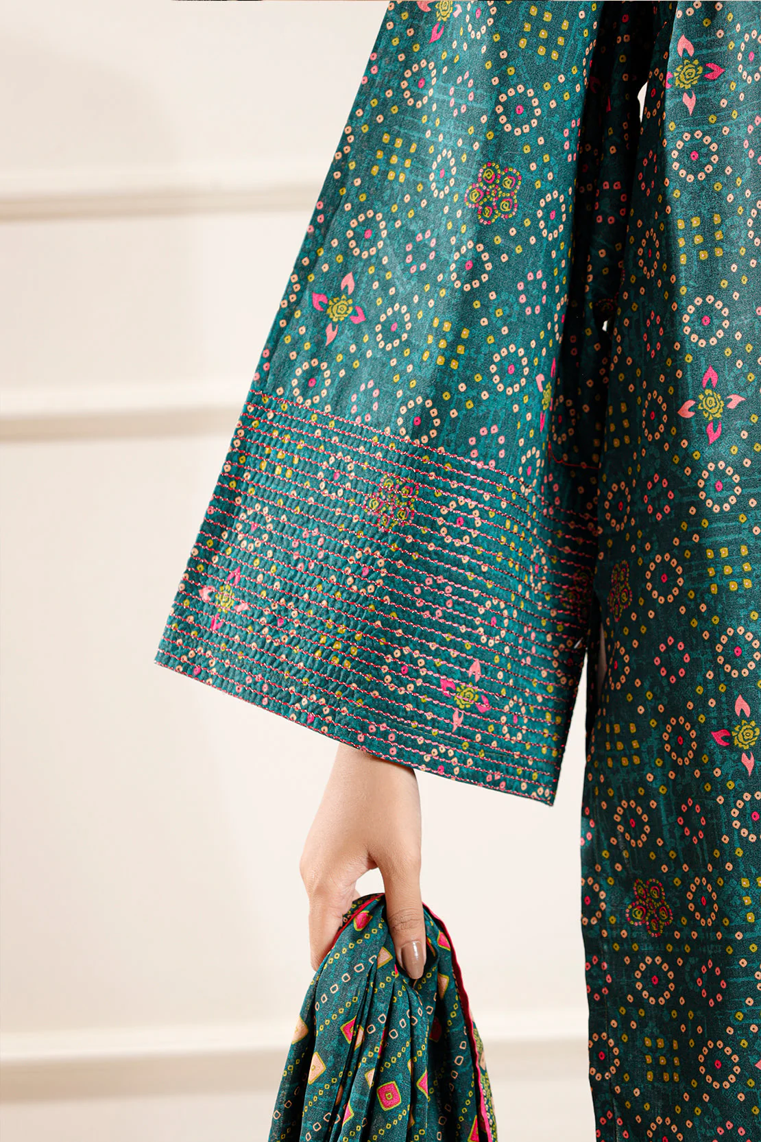 Unstitched Printed Lawn 2 Piece (Shirt/Dupatta) - Image 6