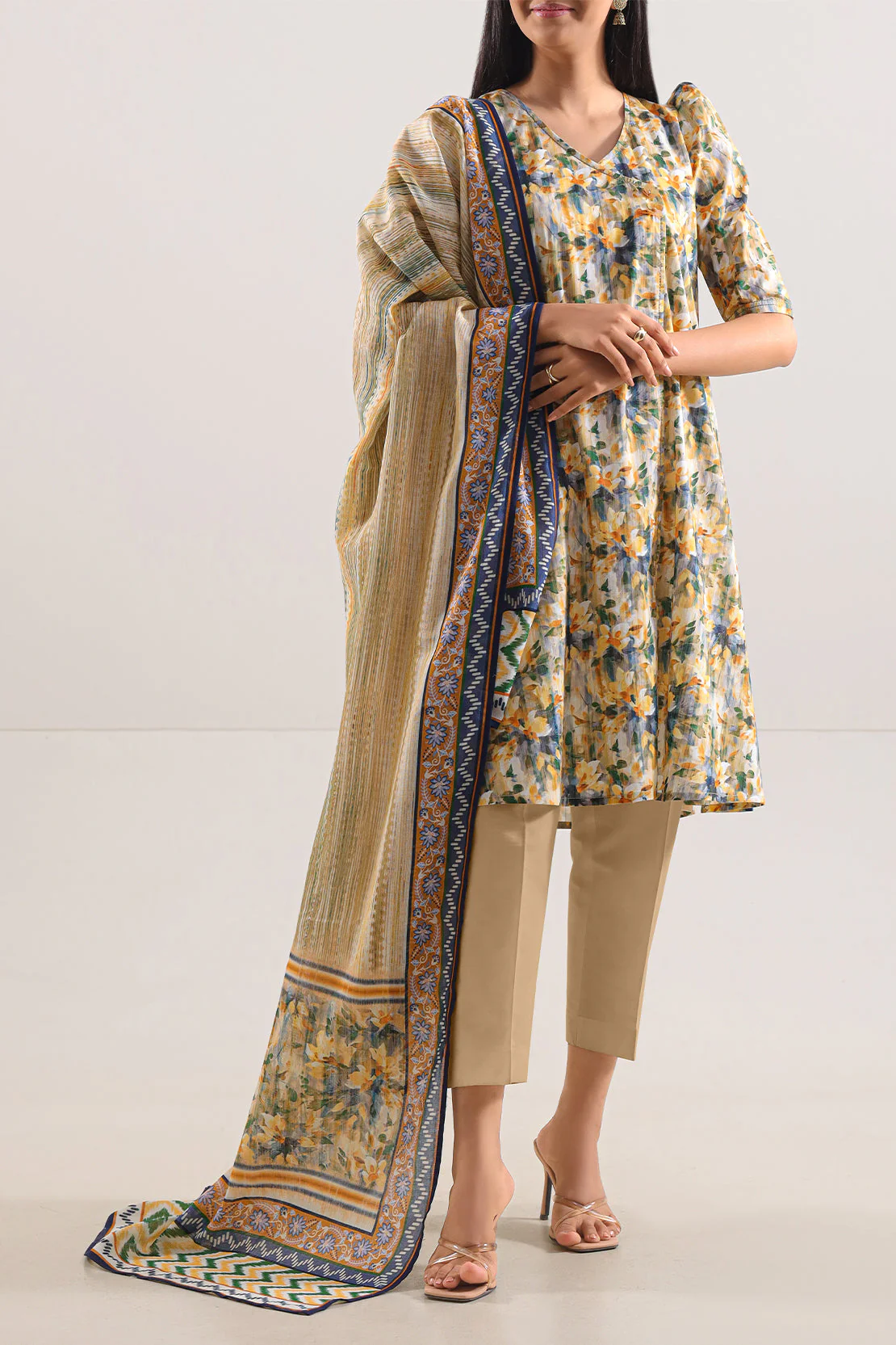Unstitched Printed Lawn 2 Piece (Shirt/Dupatta)
