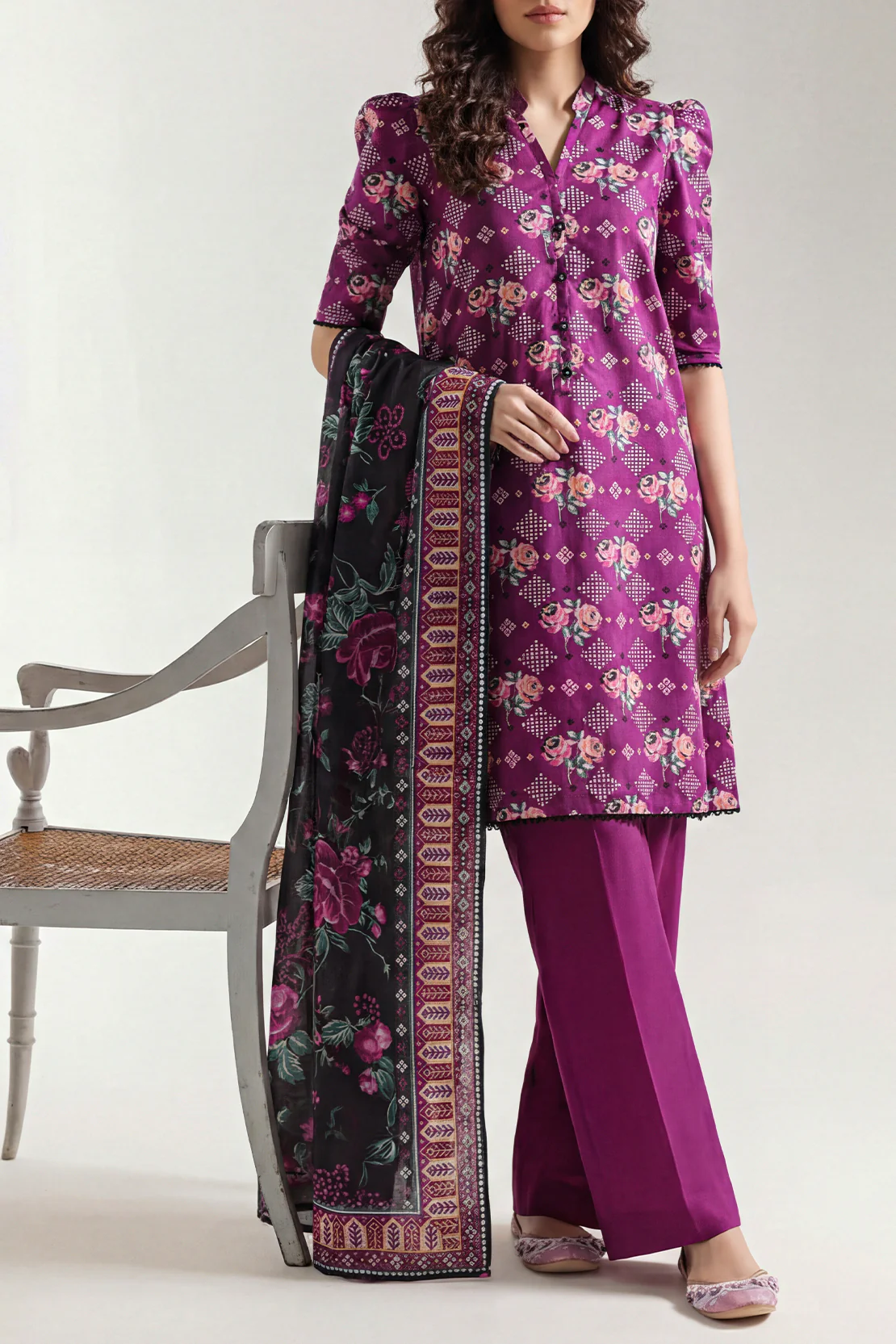 Unstitched Printed Lawn 2 Piece (Shirt/Dupatta)