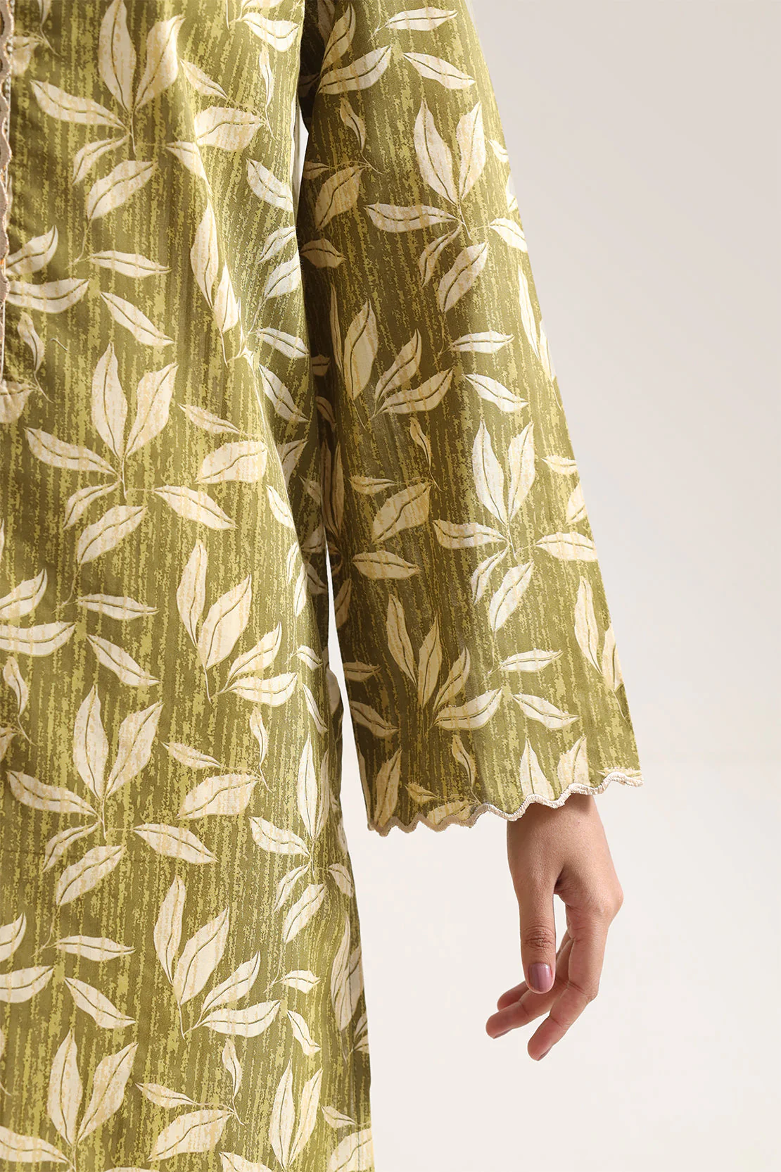 Unstitched Printed Lawn 2 Piece (Shirt/Dupatta) - Image 5