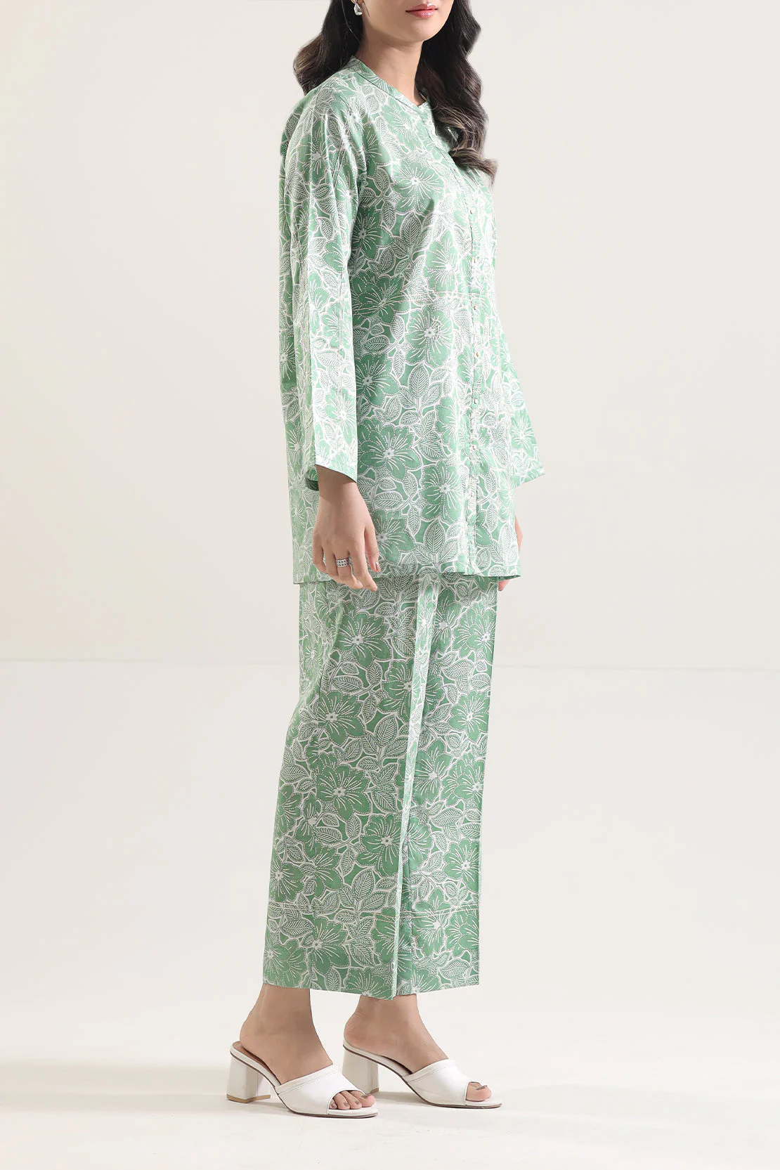 Unstitched Printed Lawn 2 Piece (Shirt/Trouser) - Image 3