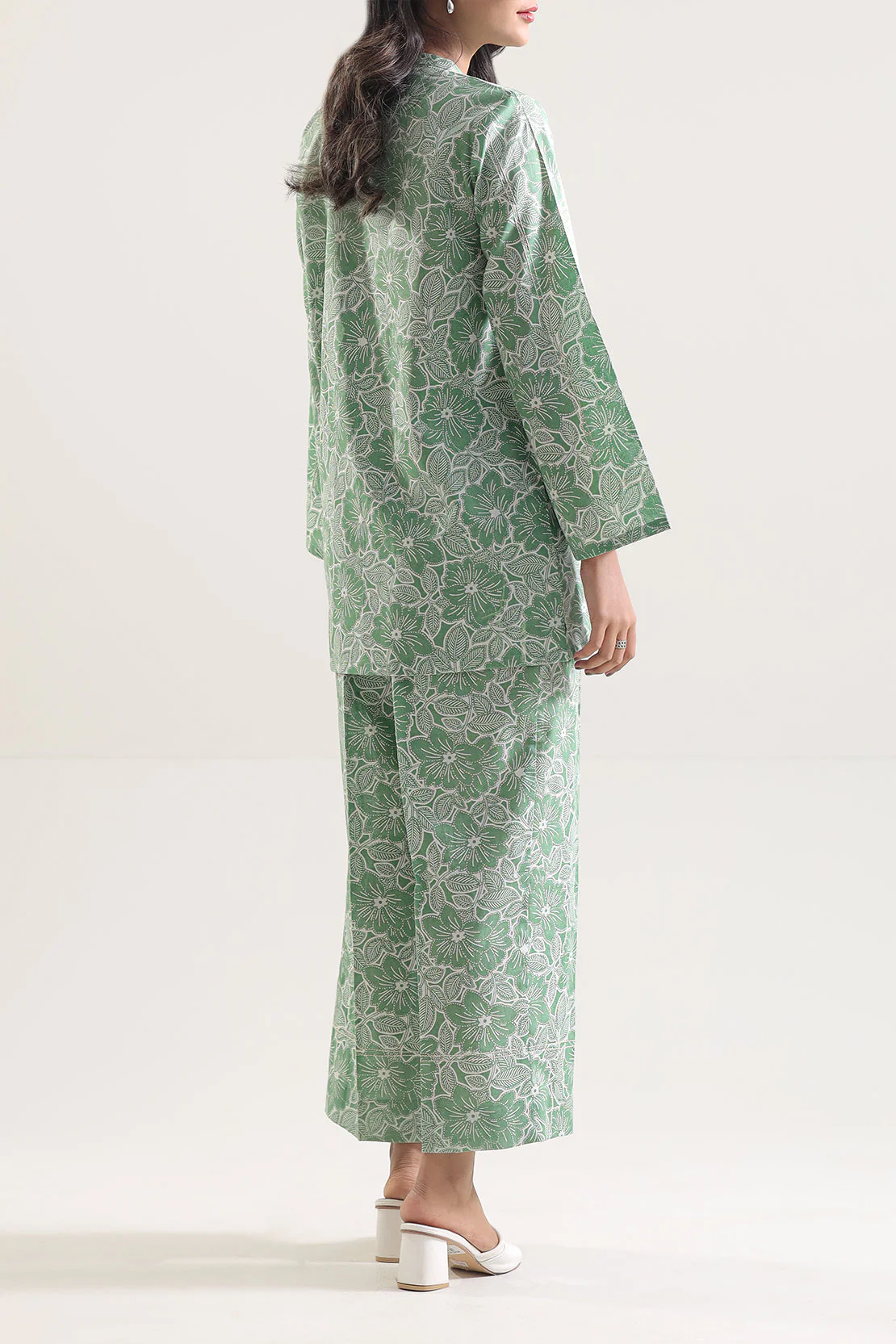 Unstitched Printed Lawn 2 Piece (Shirt/Trouser) - Image 4