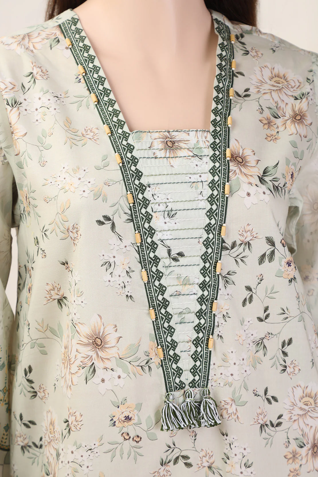 Unstitched Printed Lawn 2 Piece (Shirt/Trouser) - Image 3