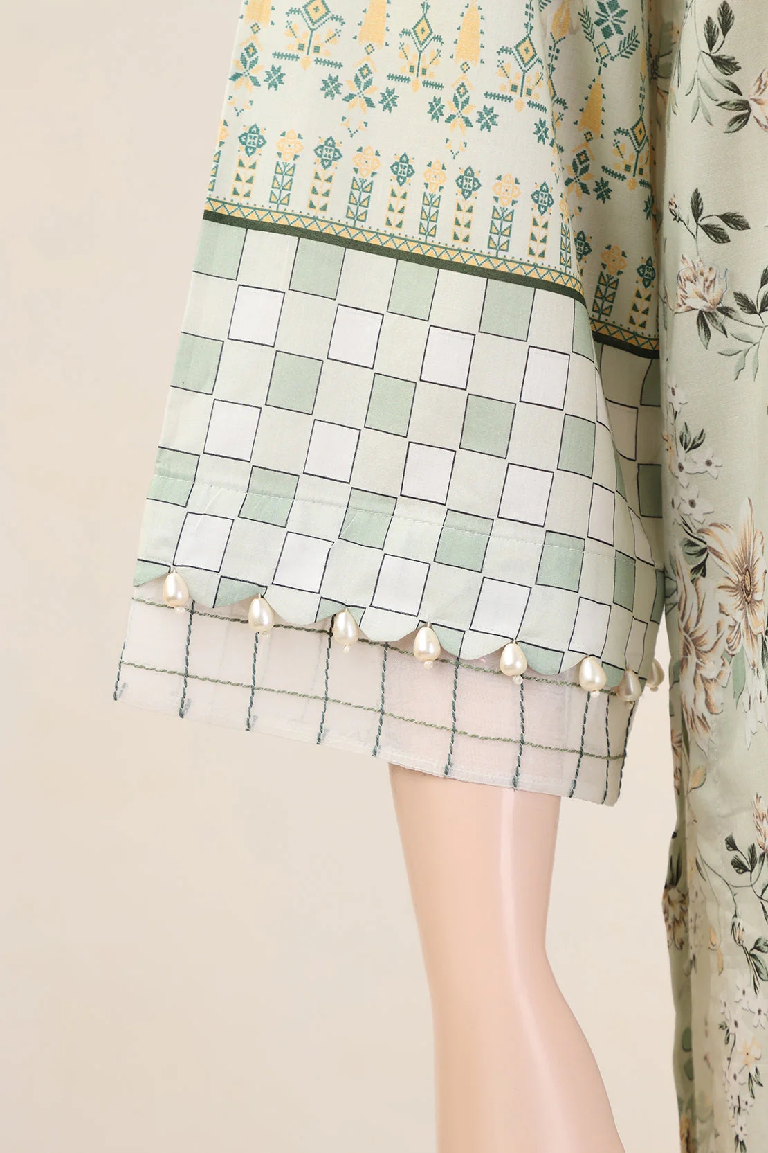 Unstitched Printed Lawn 2 Piece (Shirt/Trouser) - Image 4