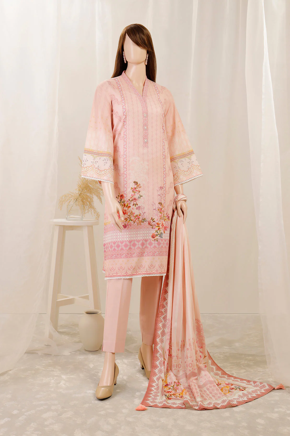 Unstitched Printed Lawn 2 Piece (Shirt/Trouser)