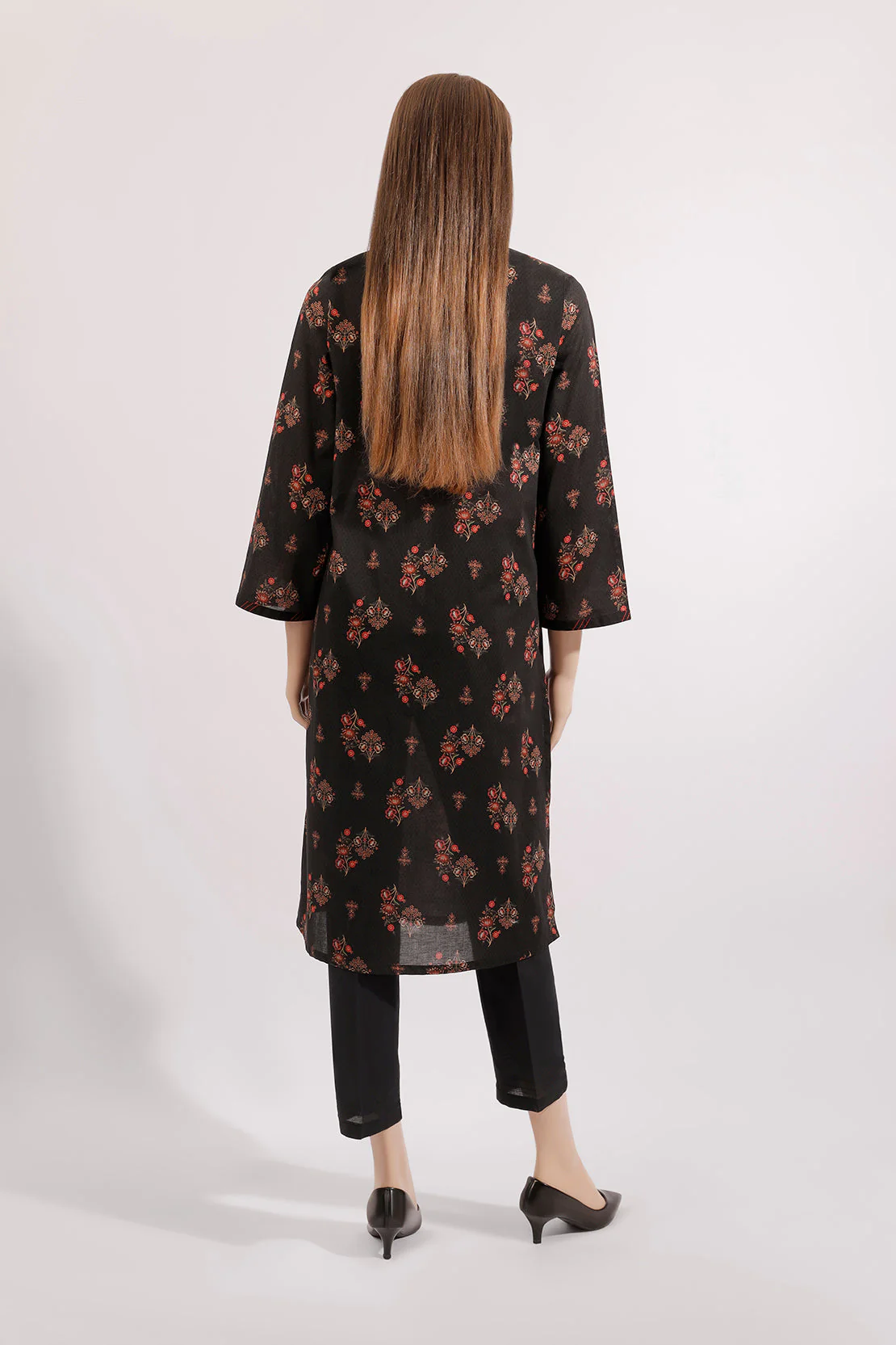 Unstitched Printed Lawn 2 Piece (Shirt/Trouser) - Image 3