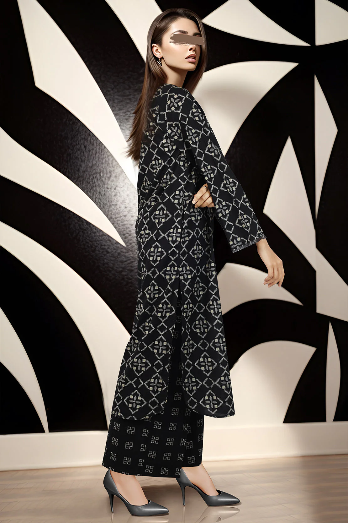 Unstitched Printed Lawn 2 Piece (Shirt/trouser) - Image 3