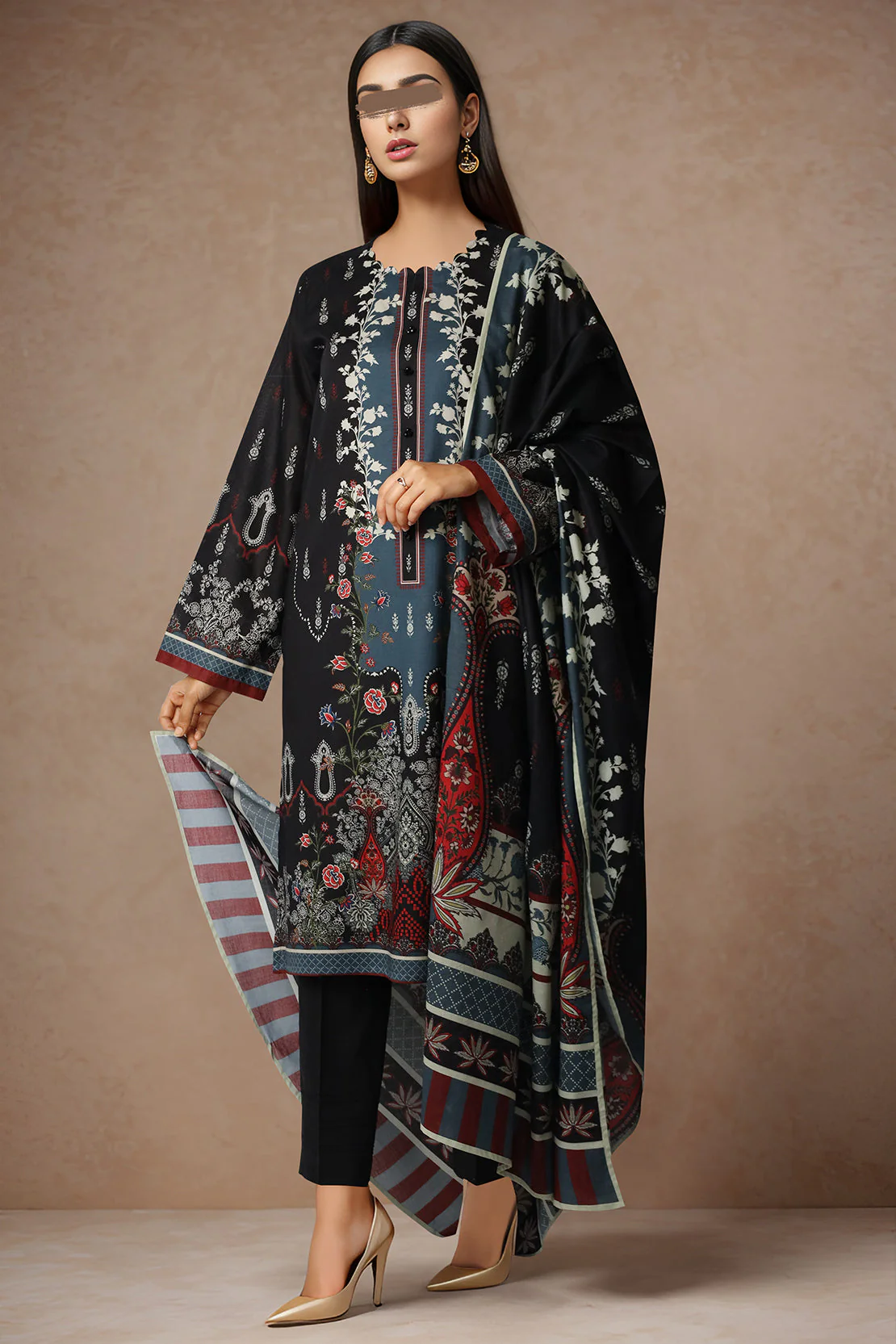 Unstitched Printed Lawn 2 Piece (Shirt/Trouser)
