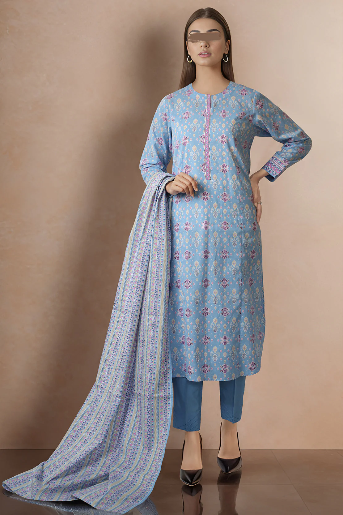 Unstitched Printed Lawn 2 Piece (Shirt/Trouser)