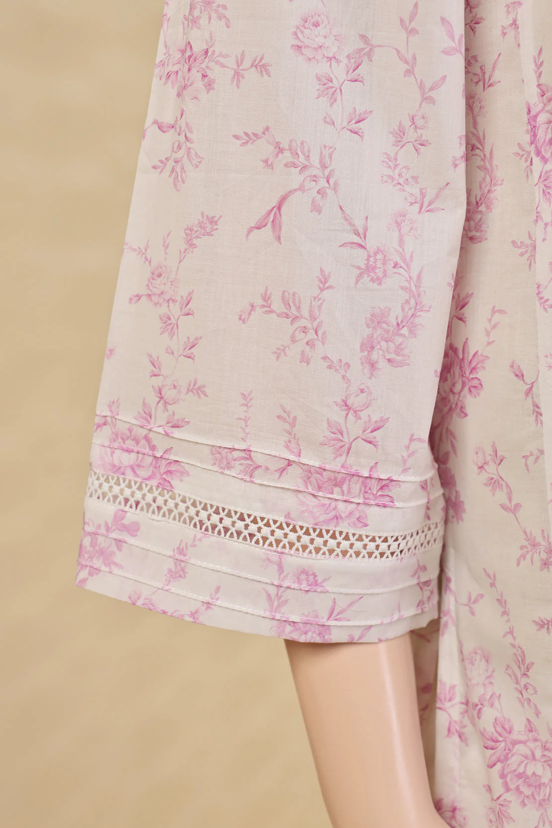 Unstitched Printed Lawn 2 Piece (Shirt/Trouser) - Image 4