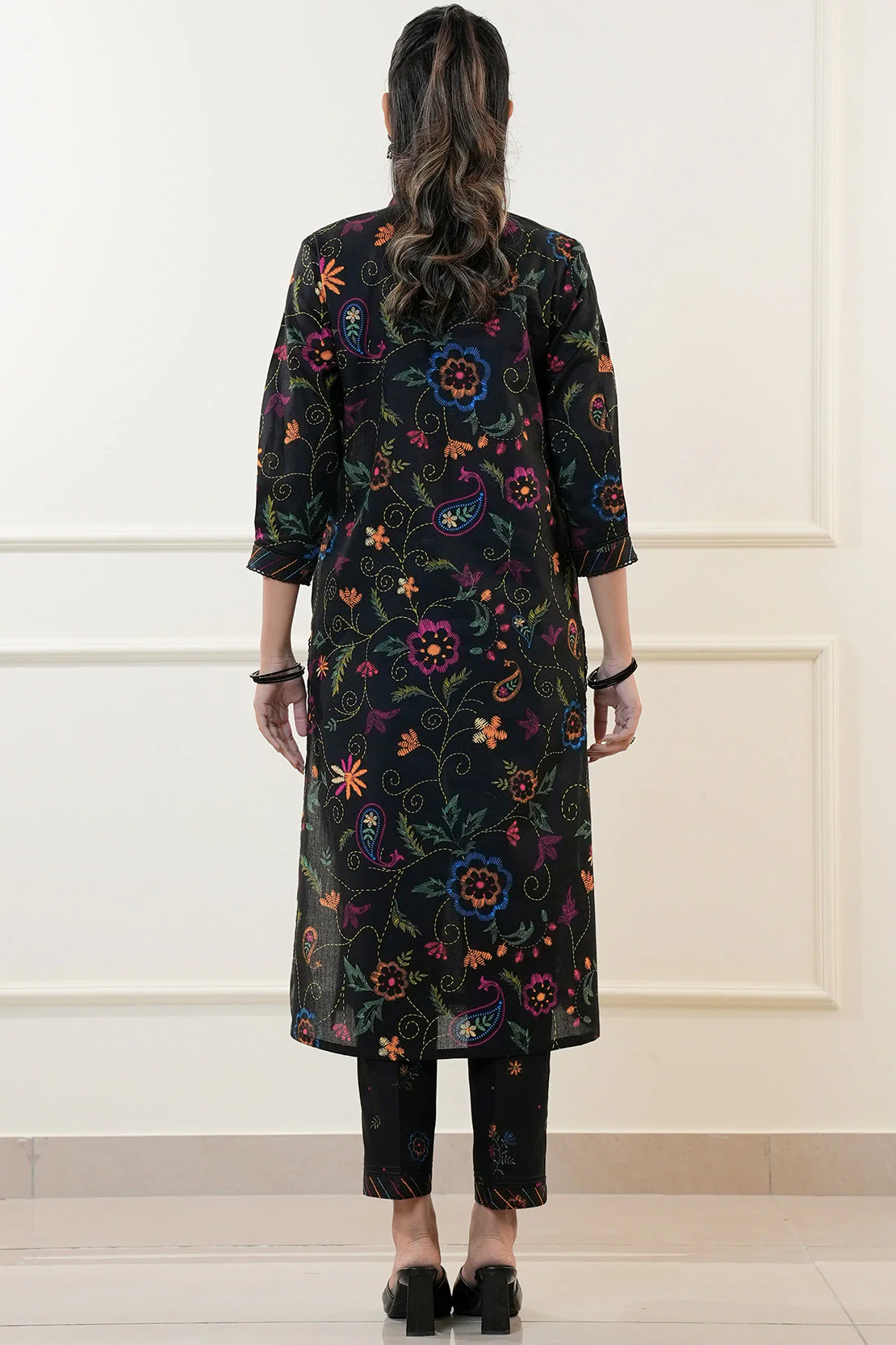 Unstitched Printed Lawn 2 Piece (Shirt/Trouser) - Image 4