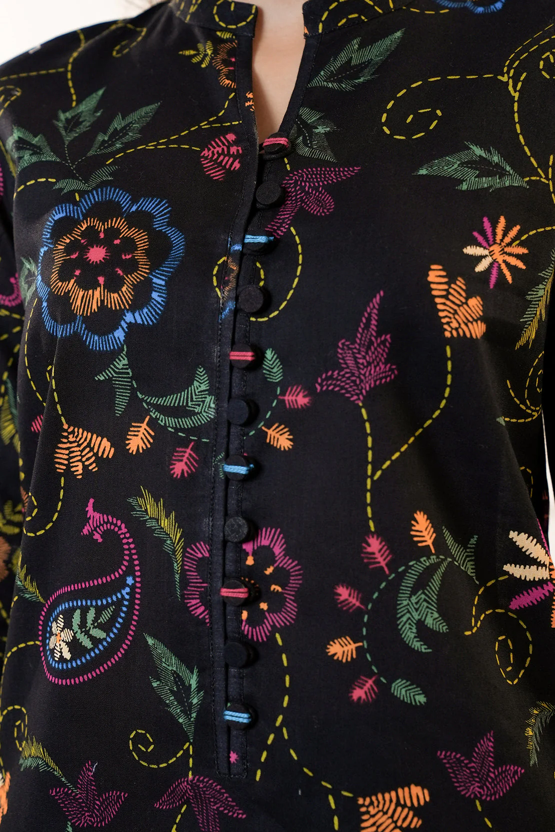 Unstitched Printed Lawn 2 Piece (Shirt/Trouser) - Image 6