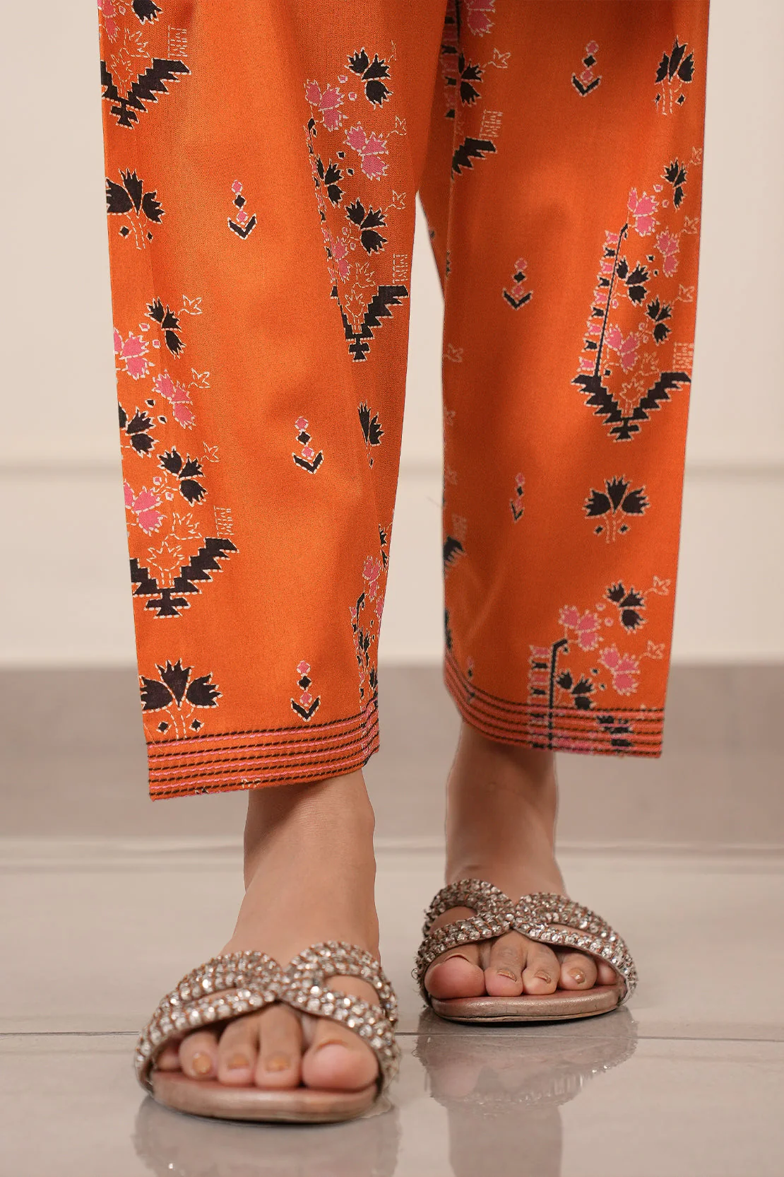 Unstitched Printed Lawn 2 Piece (Shirt/Trouser) - Image 7