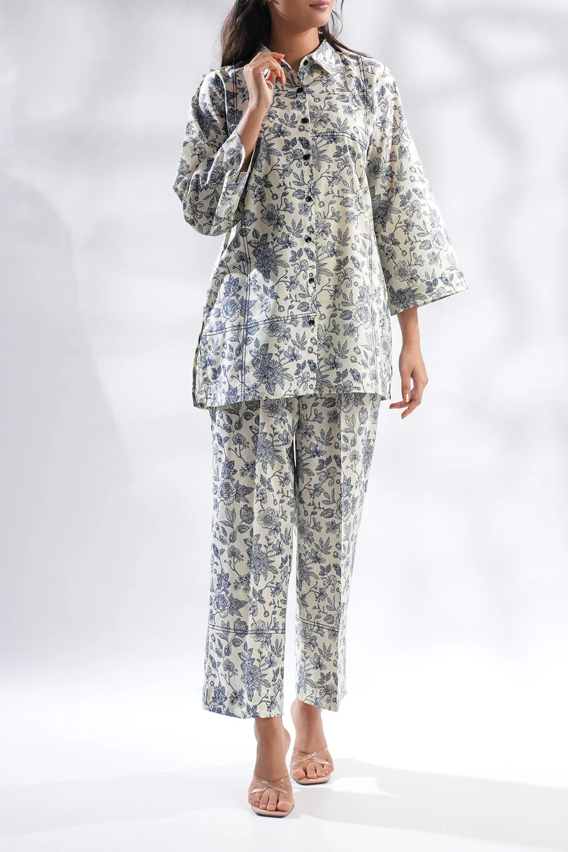 Unstitched Printed Lawn 2 Piece (Shirt/Trouser) - Image 2