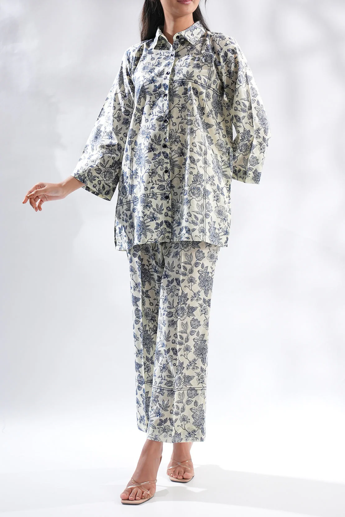 Unstitched Printed Lawn 2 Piece (Shirt/Trouser) - Image 3