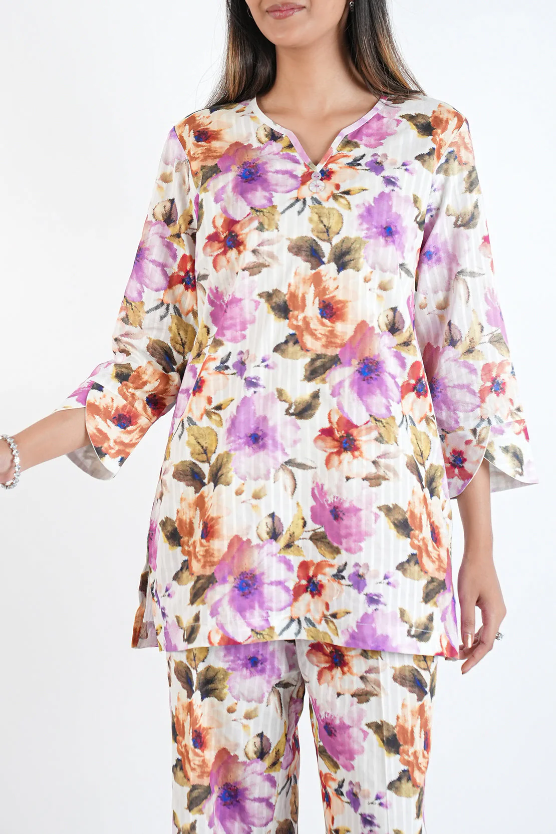 Unstitched Printed Lawn 2 Piece (Shirt/Trouser) - Image 3