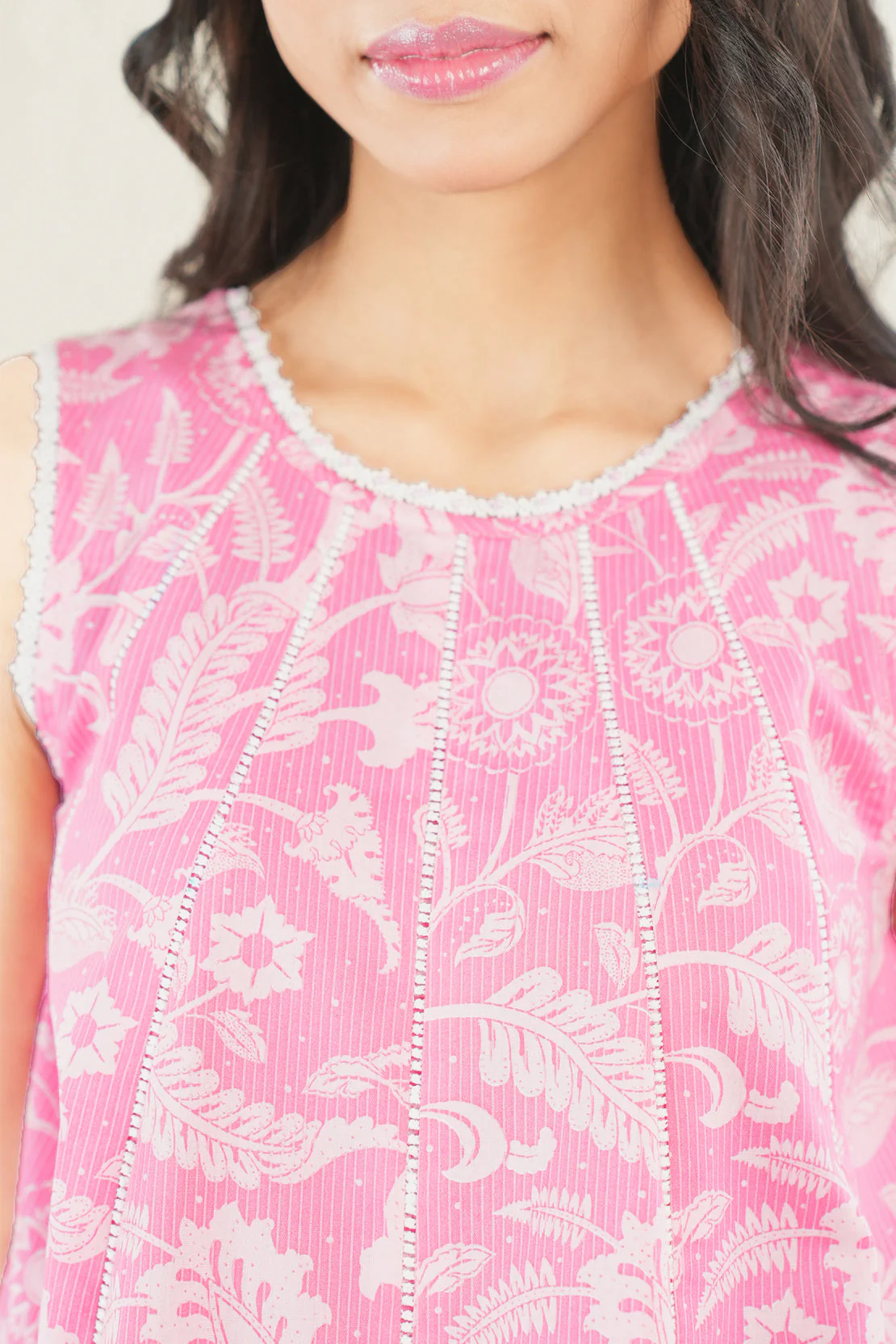 Unstitched Printed Lawn 2 Piece (Shirt/Trouser) - Image 4