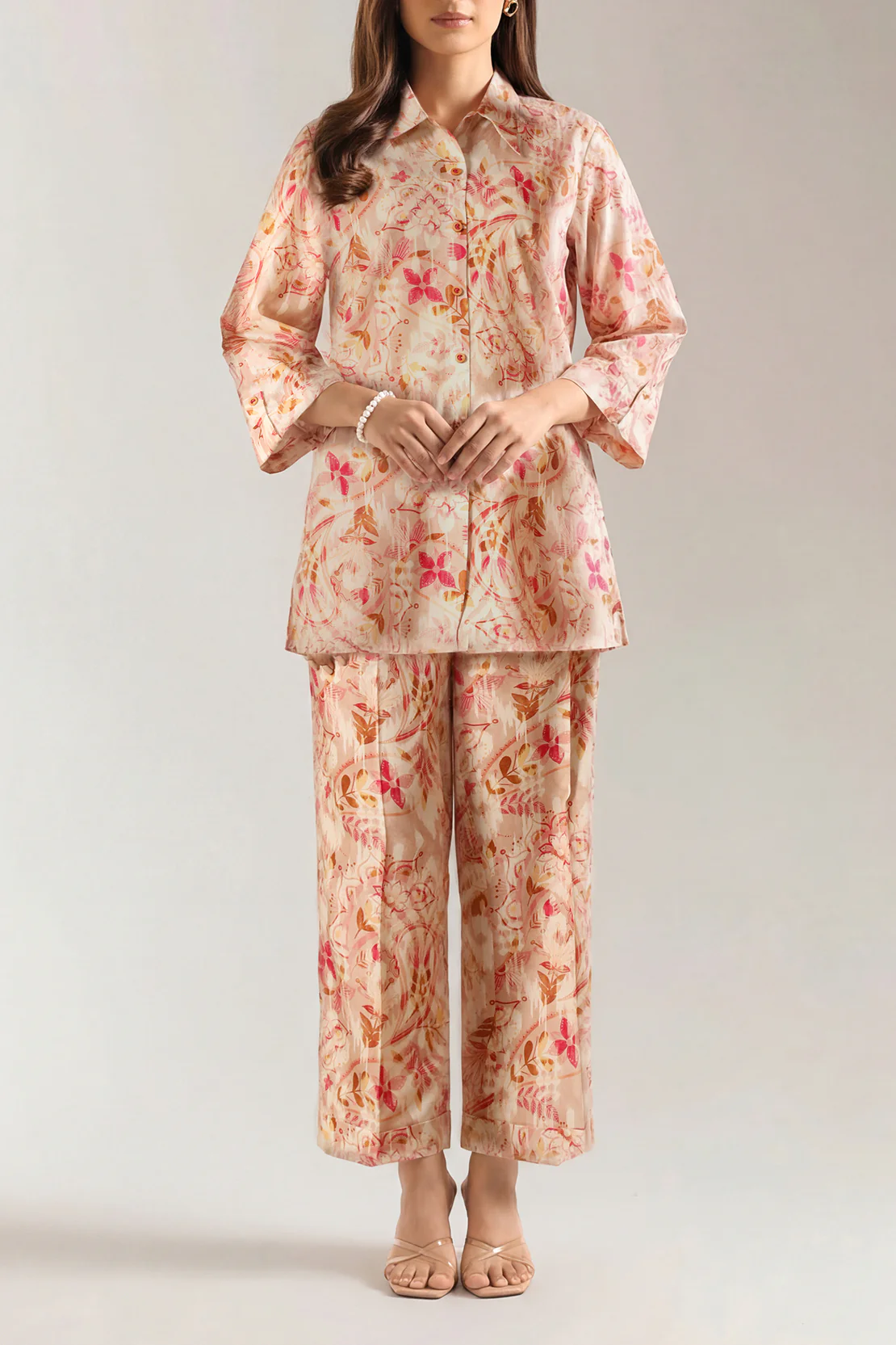 Unstitched Printed Lawn 2 Piece (Shirt/Trouser)