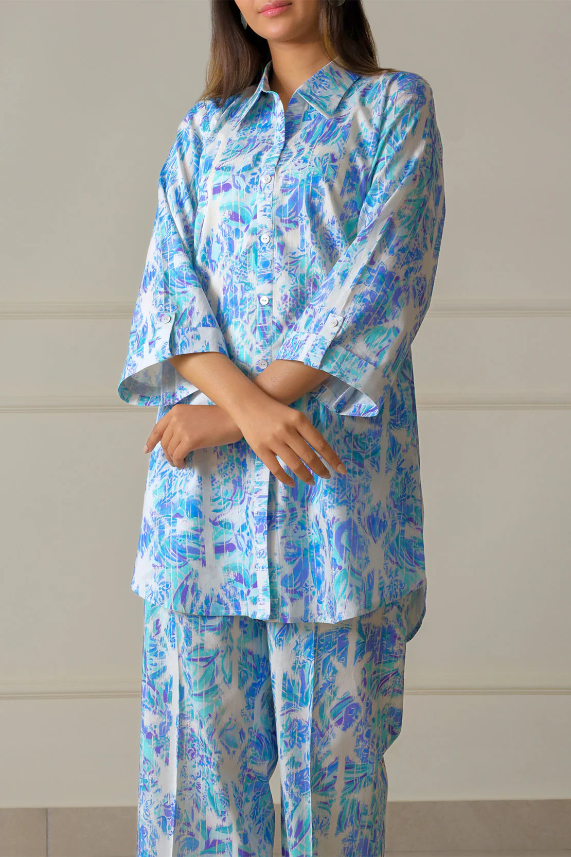 Unstitched Printed Lawn 2 Piece (Shirt/Trouser) - Image 4