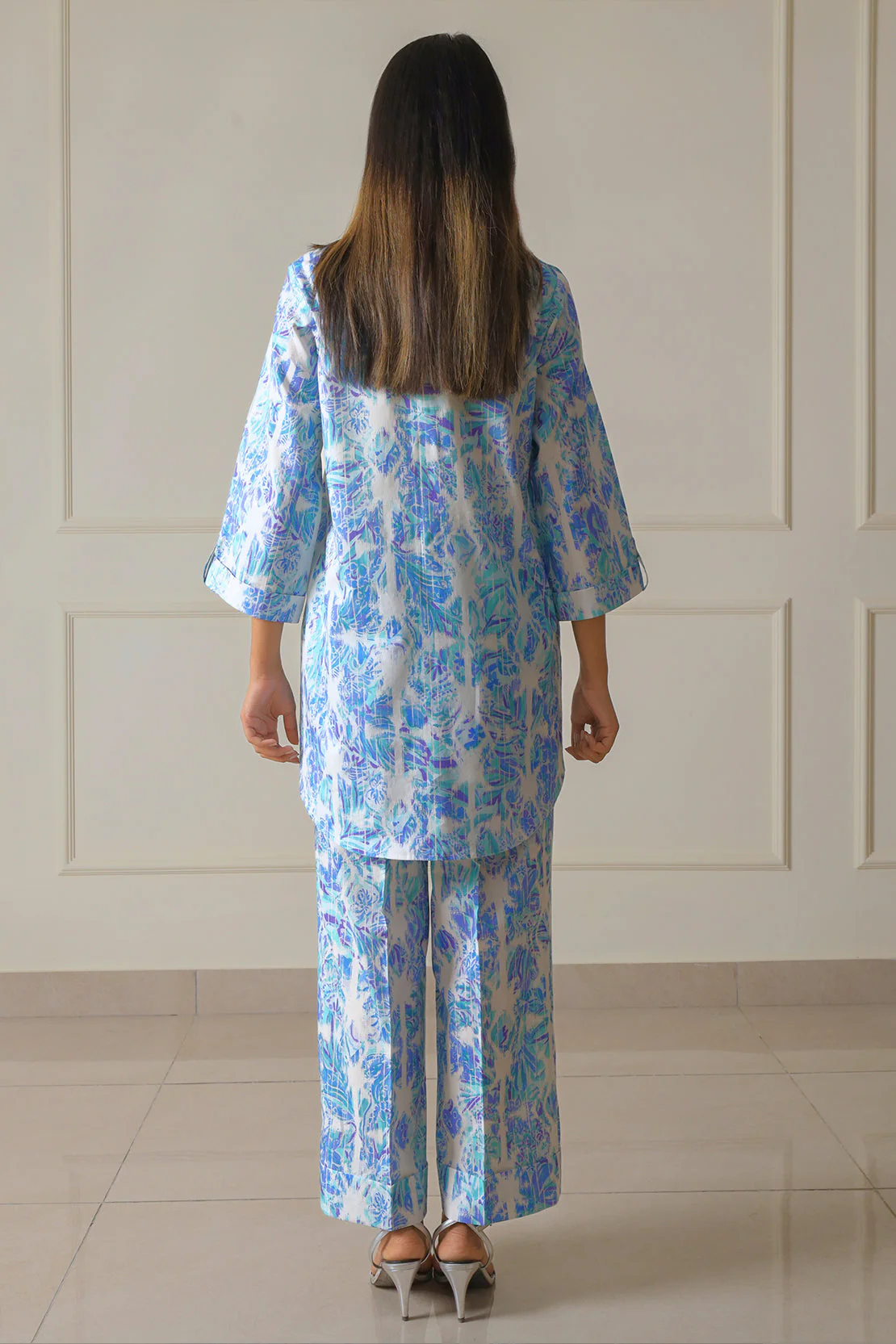 Unstitched Printed Lawn 2 Piece (Shirt/Trouser) - Image 5