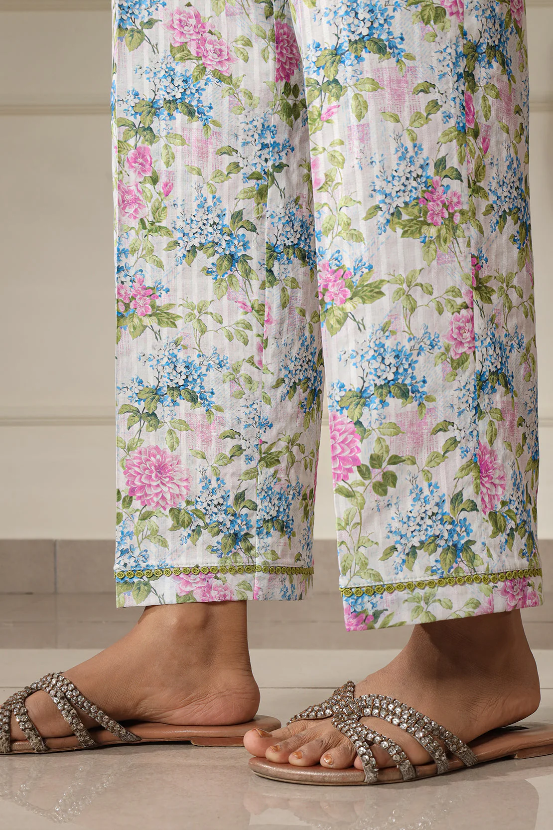 Unstitched Printed Lawn 2 Piece Shirt/Trouser - Image 9