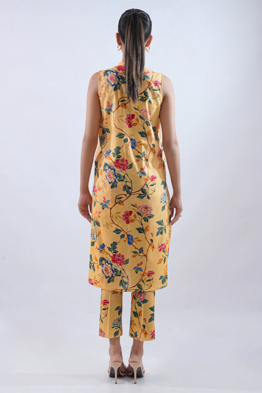 Unstitched Printed Lawn 2 Piece Shirt/Trouser - Image 3