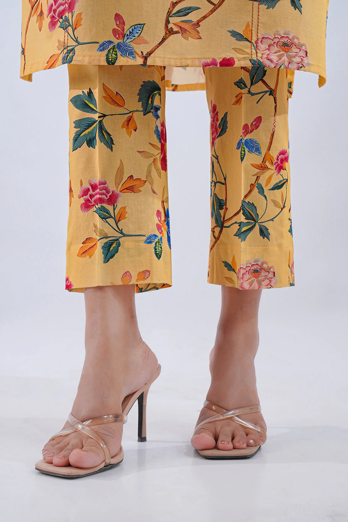 Unstitched Printed Lawn 2 Piece Shirt/Trouser - Image 5
