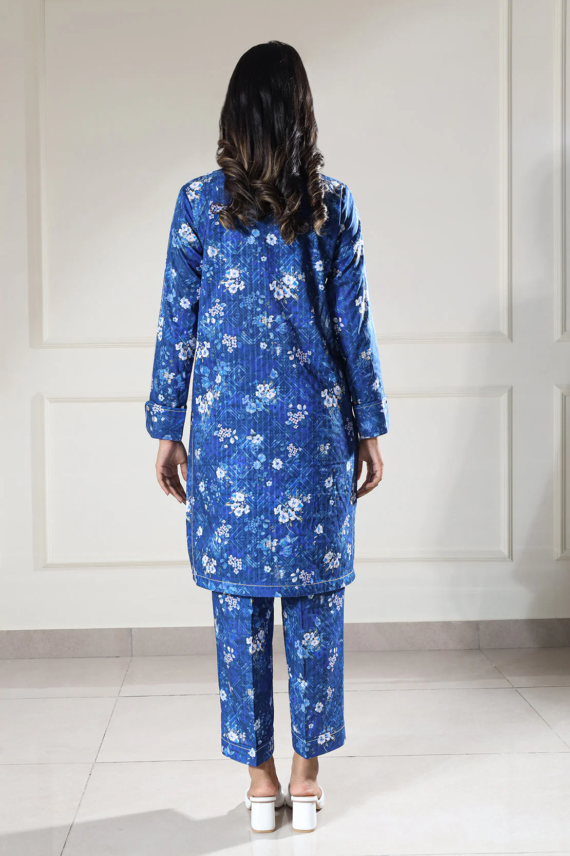 Unstitched Printed Lawn 2 Piece (Shirt/Trouser) - Image 4