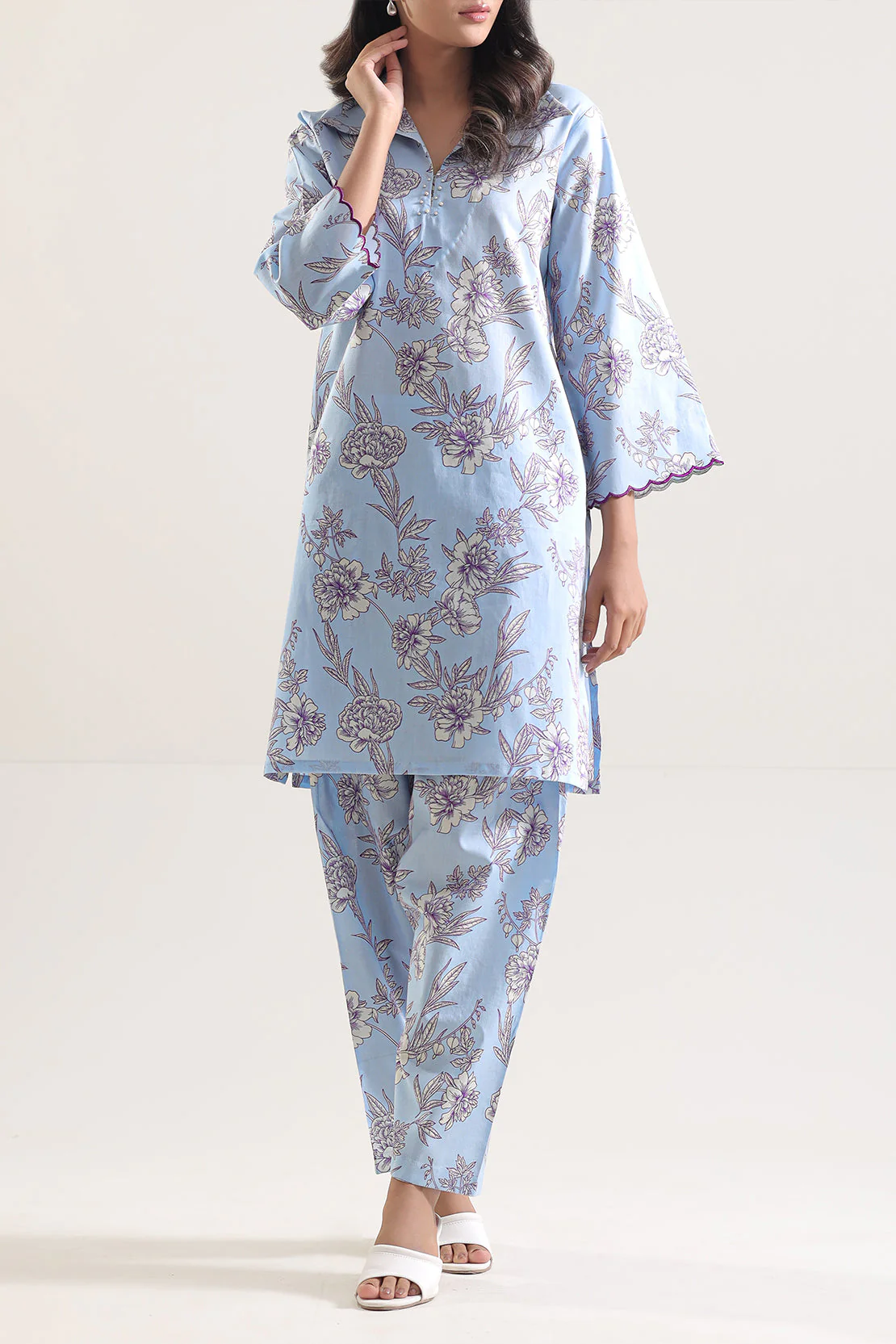 Unstitched Printed Lawn 2 Piece (Shirt/Trouser)